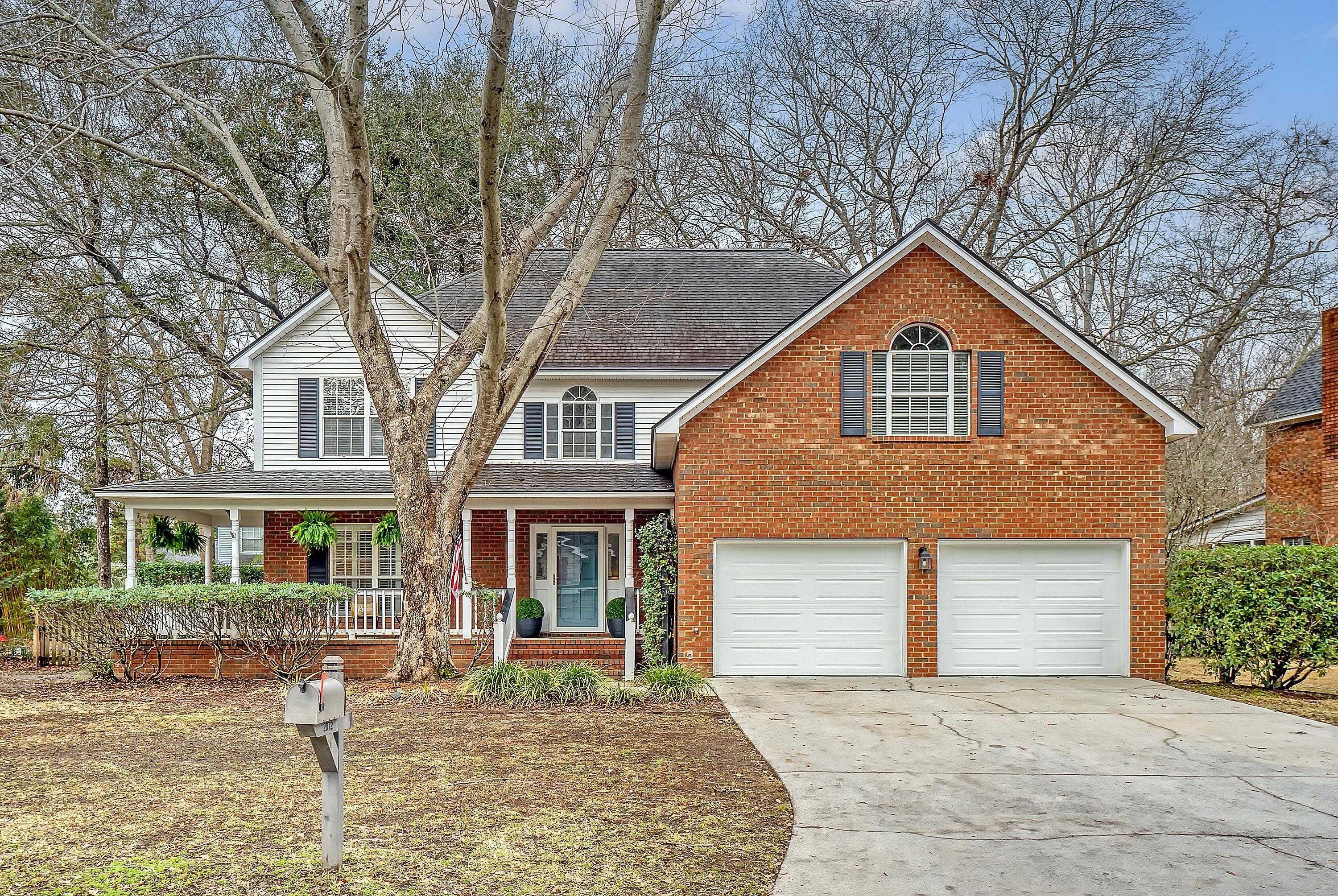 Photo one of 2072 Middleburg Ln Mount Pleasant SC 29464 | MLS 25008523