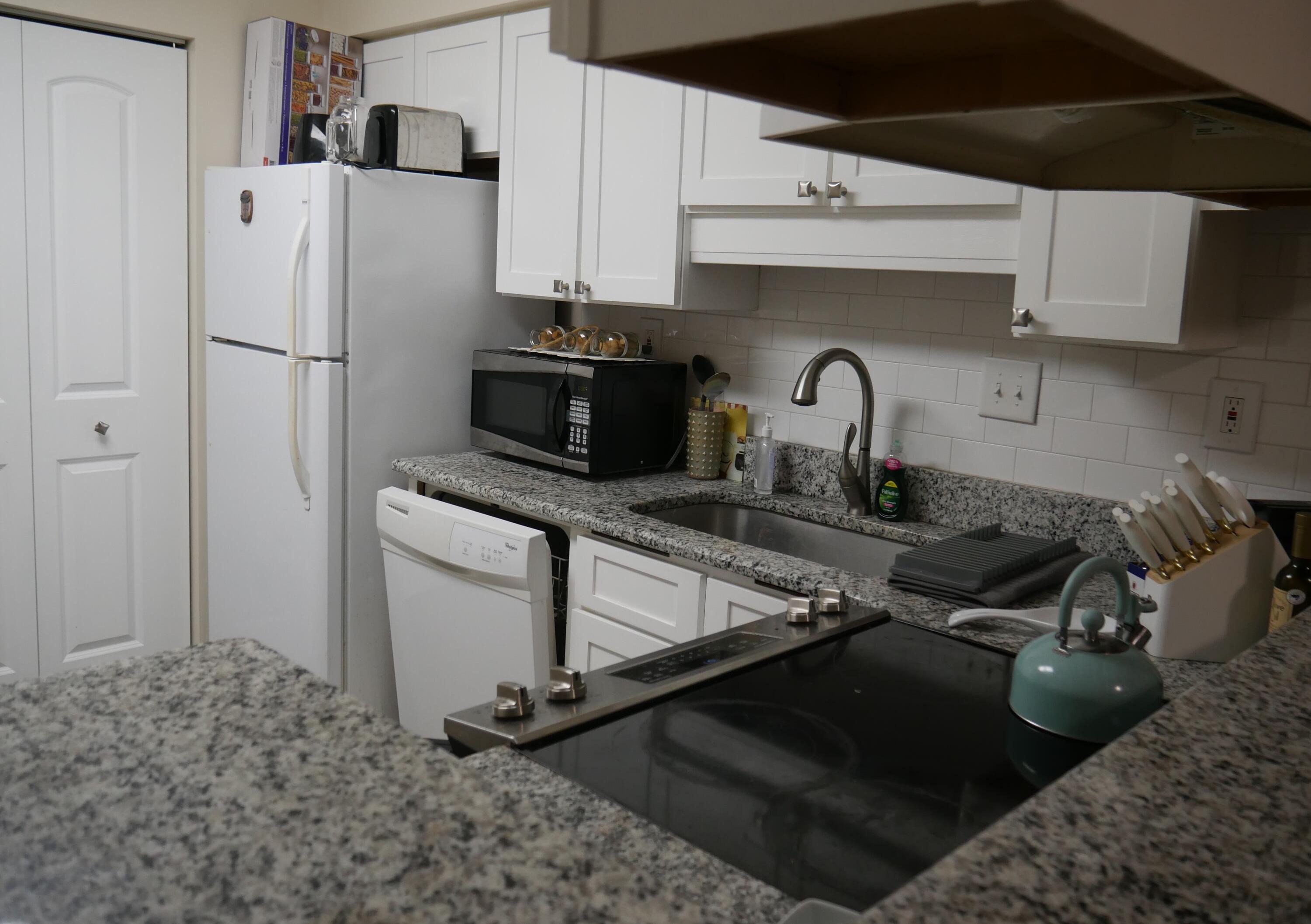 Photo #6