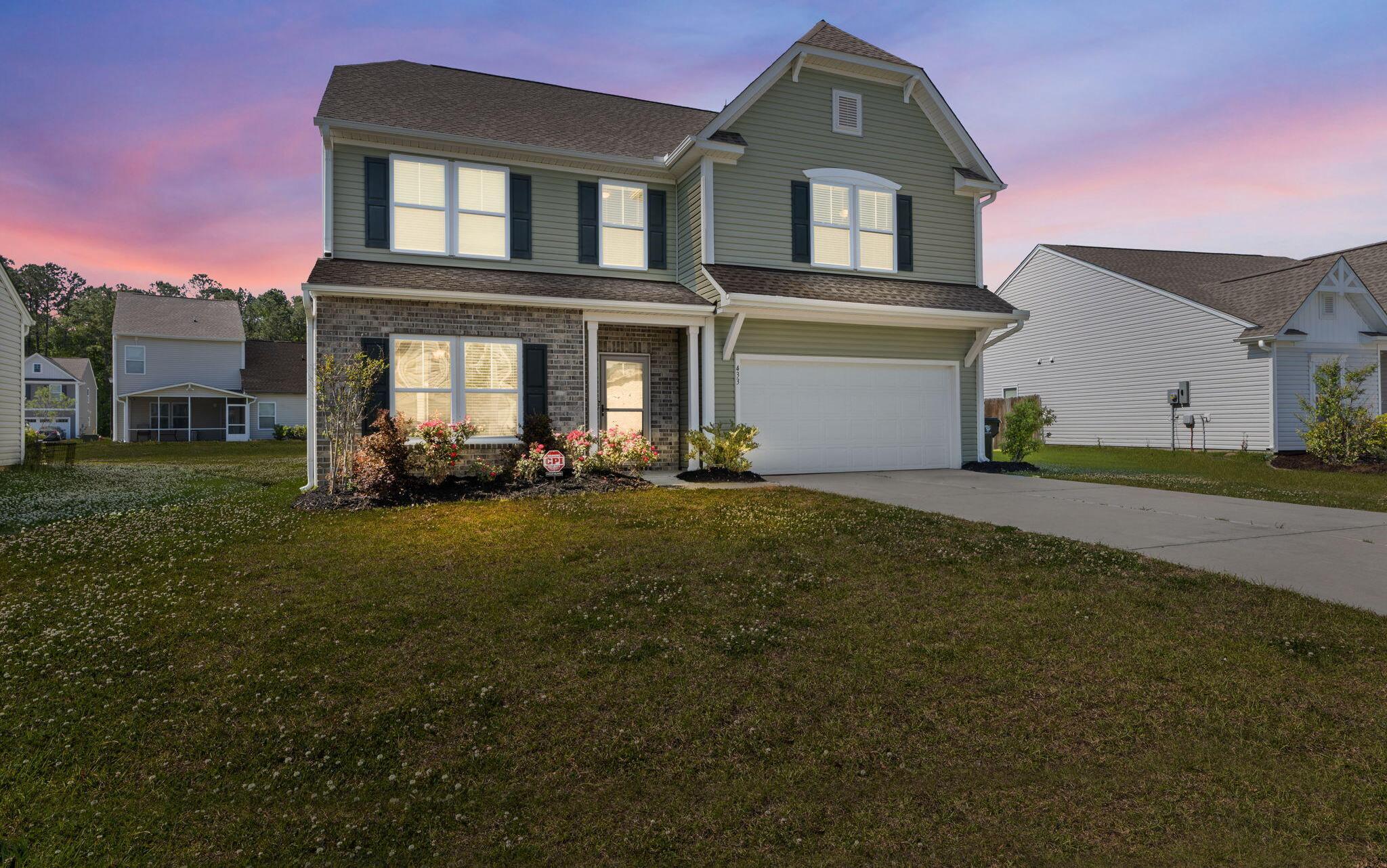 Photo one of 433 Thoroughbred Dr Moncks Corner SC 29461 | MLS 25011211