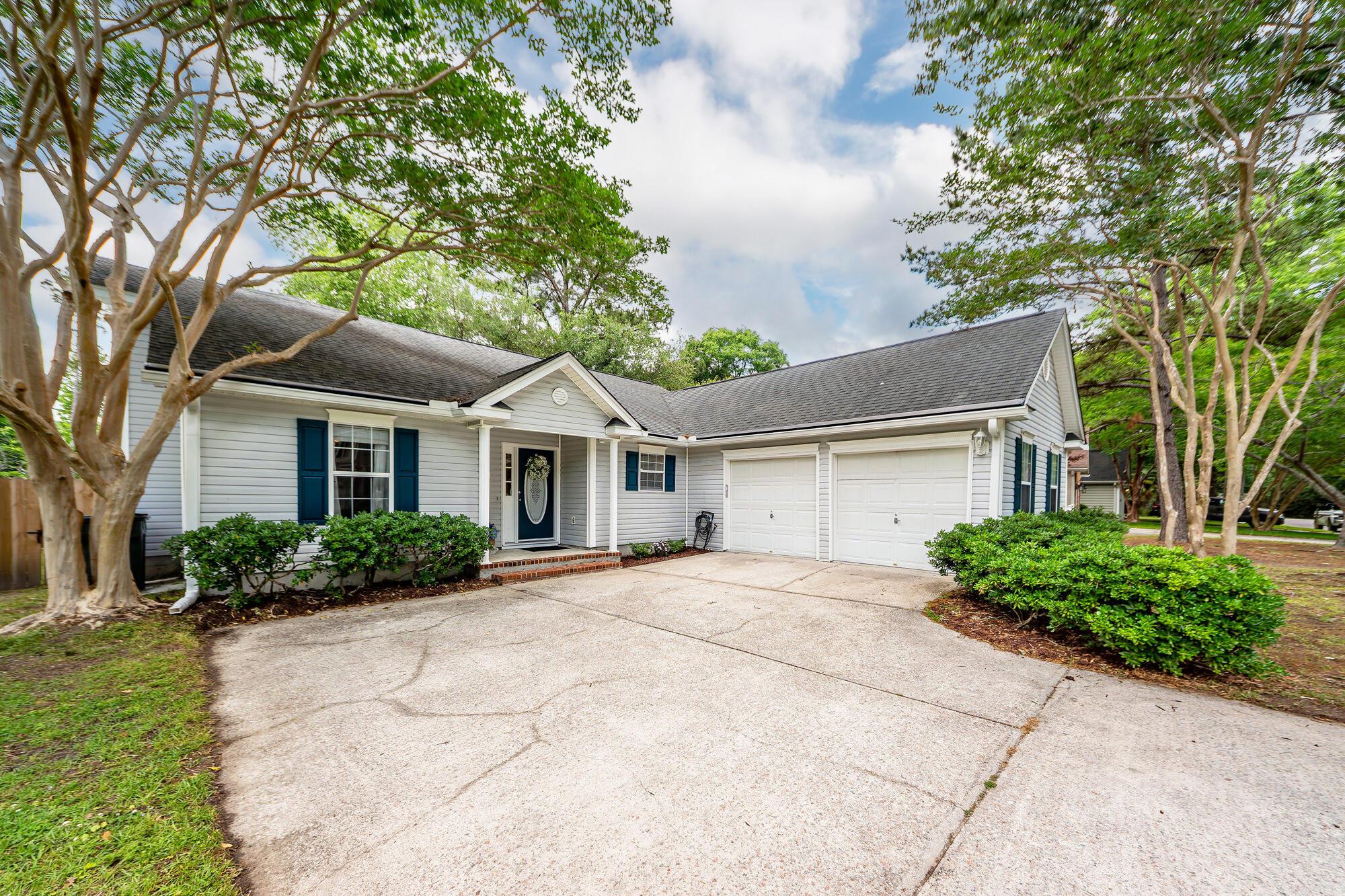 Photo one of 1922 Cedar Petal Ln Charleston SC 29414 | MLS 25011489