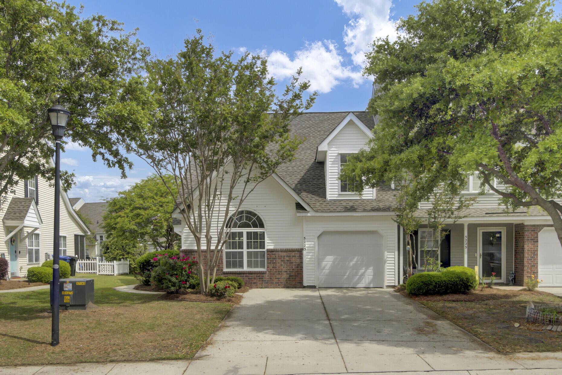 Photo one of 5223 Fernland Way Charleston SC 29420 | MLS 25011445