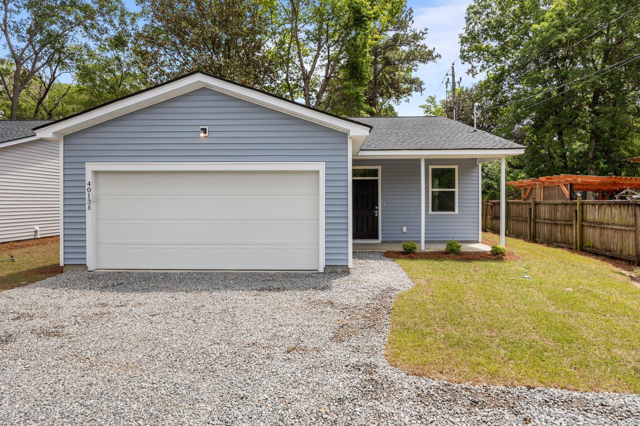 Photo one of 4013 B Ladson Rd Ladson SC 29456 | MLS 25011565
