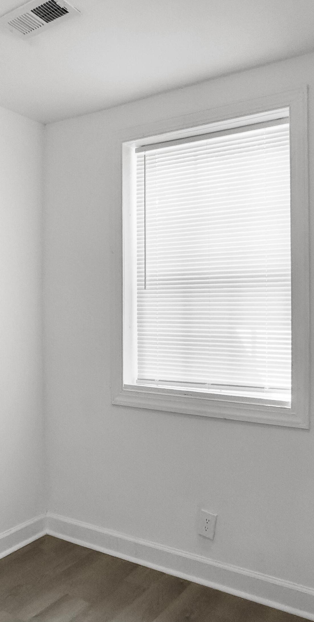 Photo #33