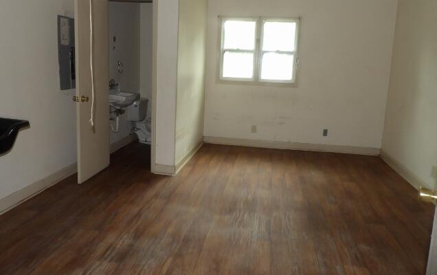 Photo #8