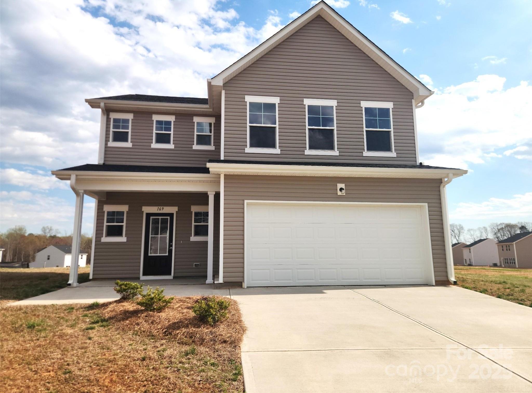 Photo one of 169 Salem Springs Ln Statesville NC 28625 | MLS 4107424