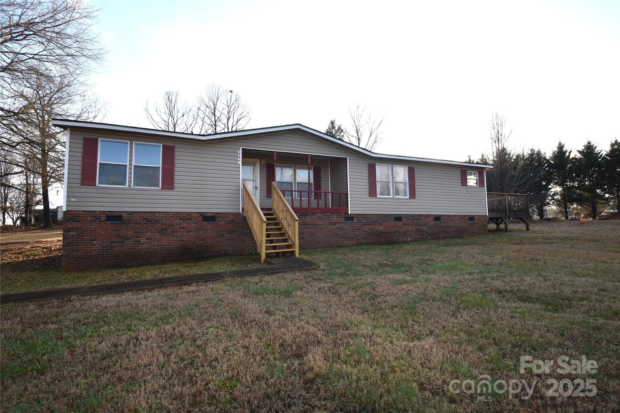 Photo one of 4223 Old Catawba Rd Claremont NC 28610 | MLS 4108511