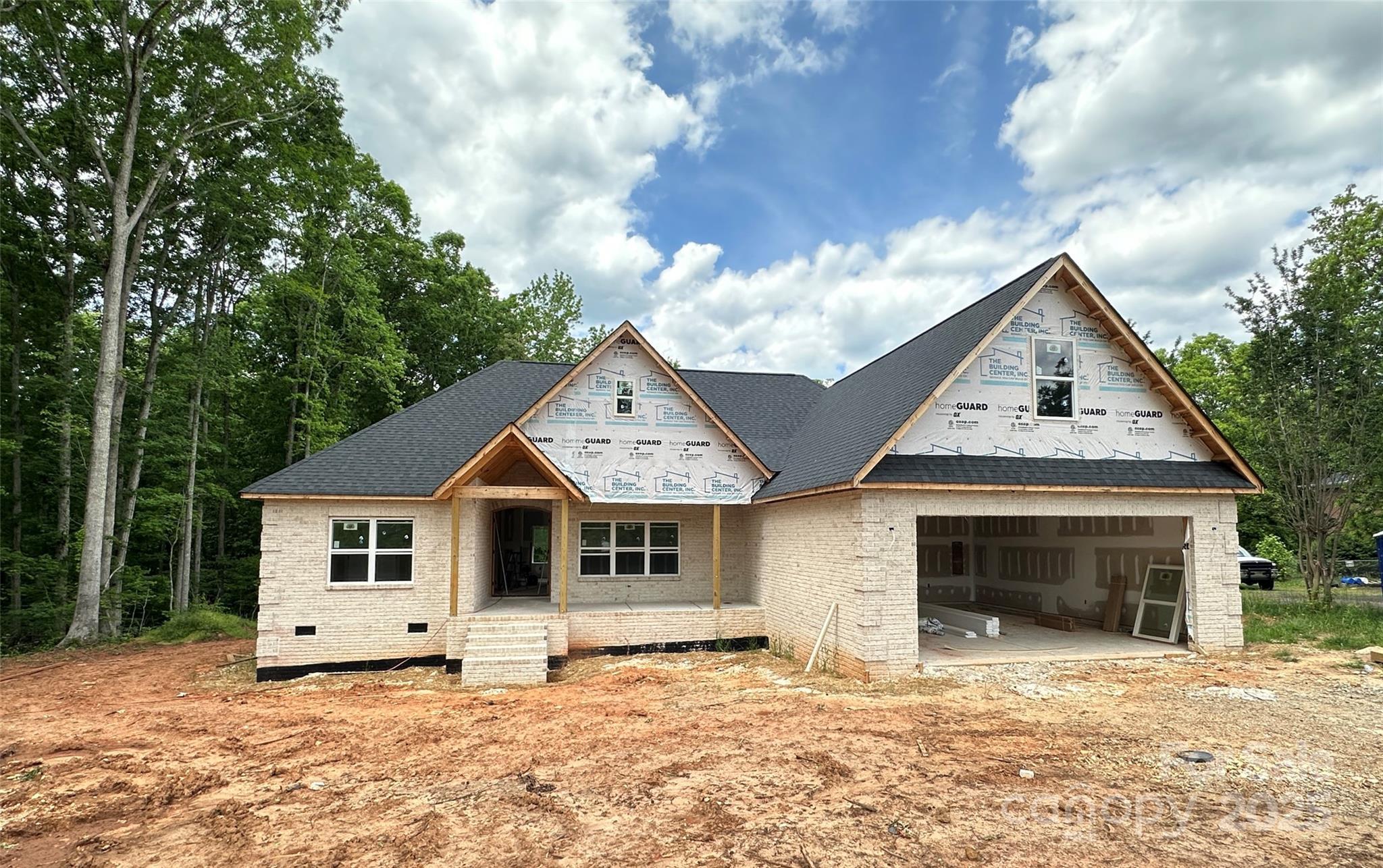 Photo one of 1500 Crowders Creek Rd Gastonia NC 28052 | MLS 4157377