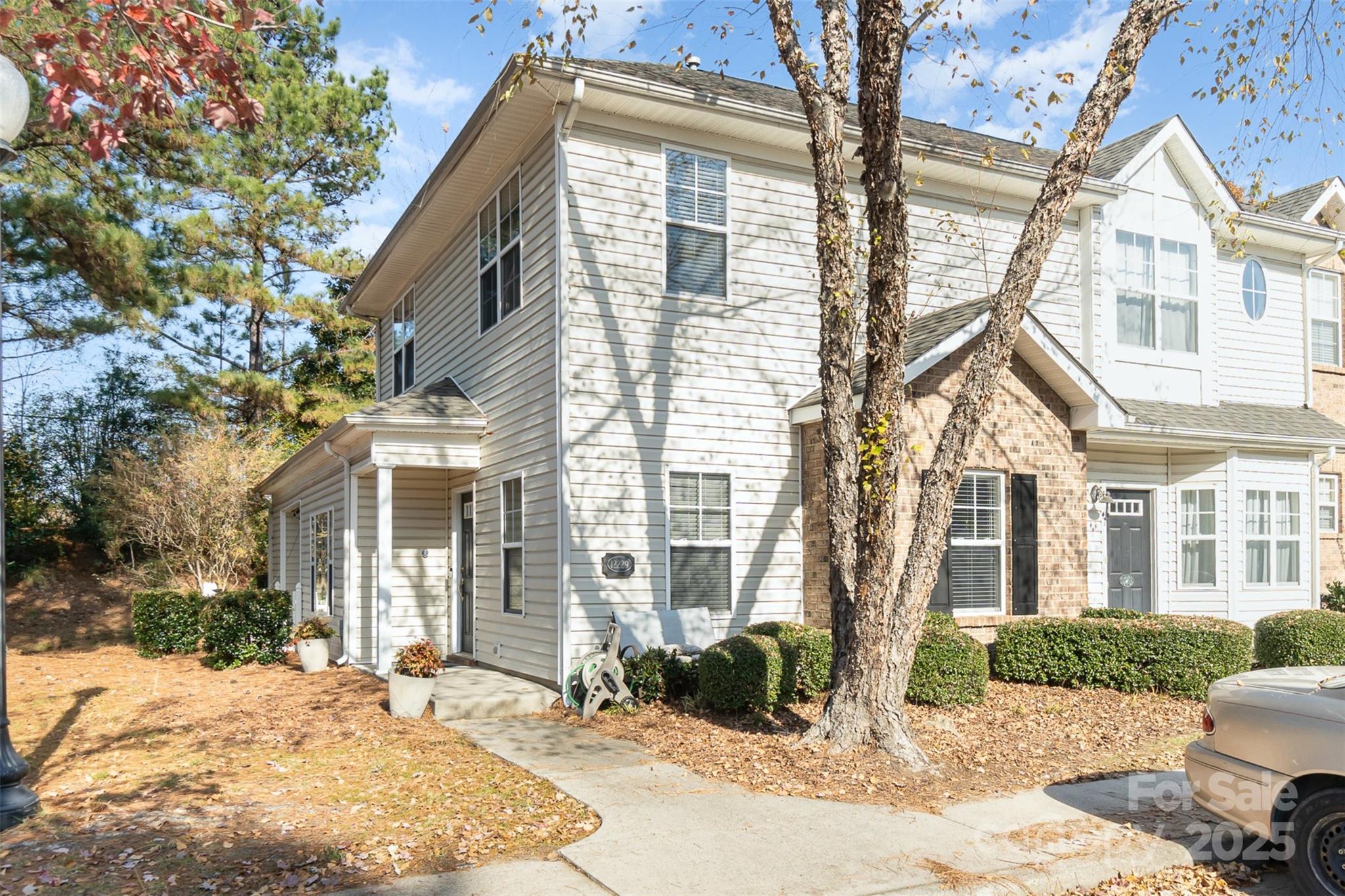 Photo one of 12229 Savannah Garden Dr Charlotte NC 28273 | MLS 4160779