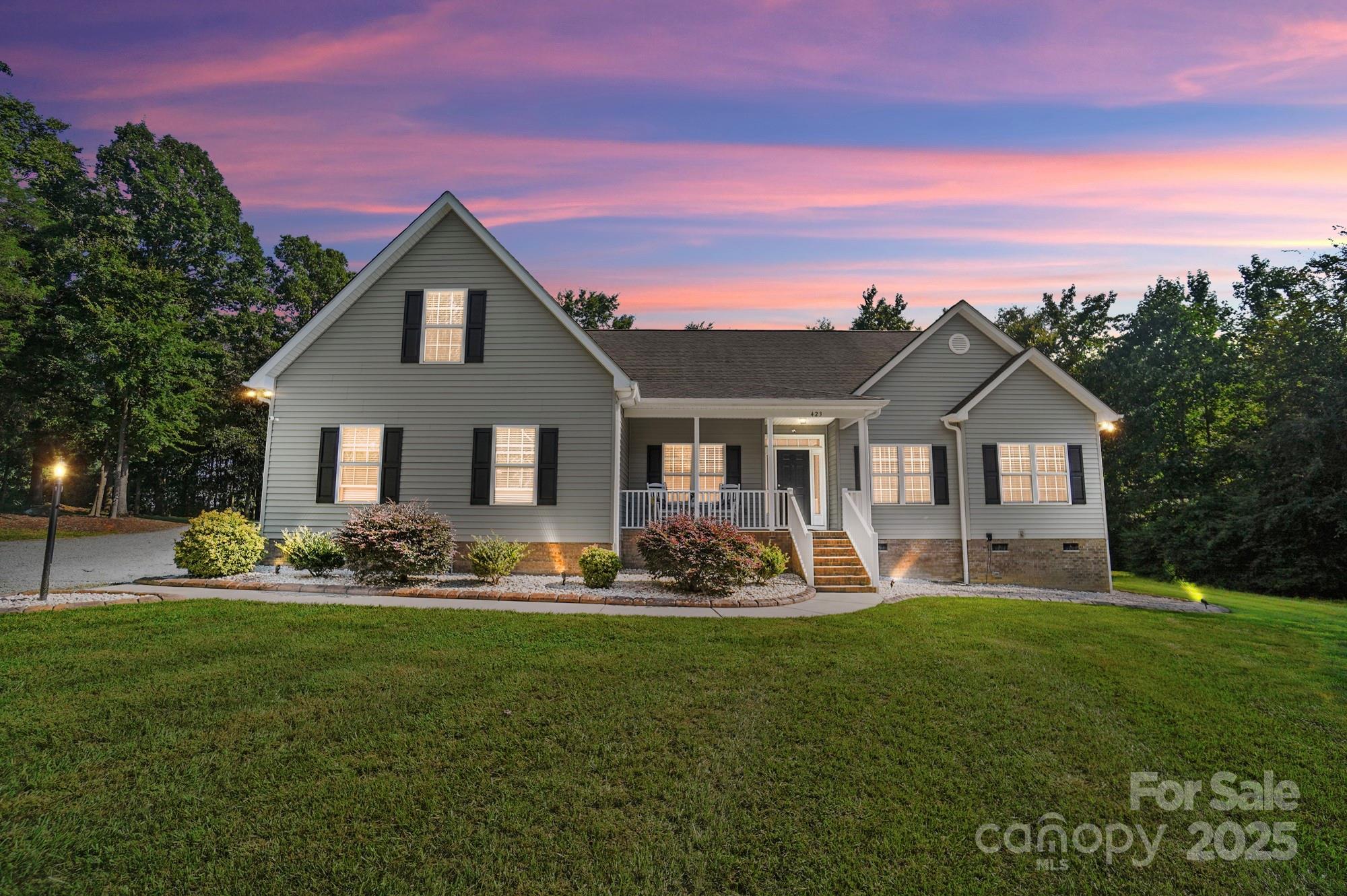 Photo one of 423 Old Dutch Rd Indian Trail NC 28079 | MLS 4168035