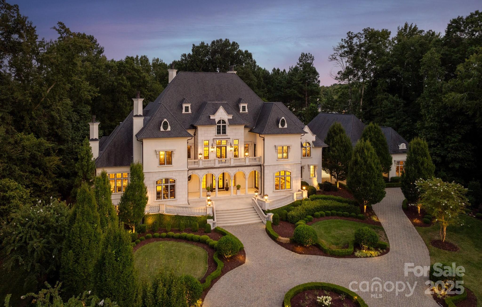 Photo one of 423 Oakmont Ln Waxhaw NC 28173 | MLS 4177308