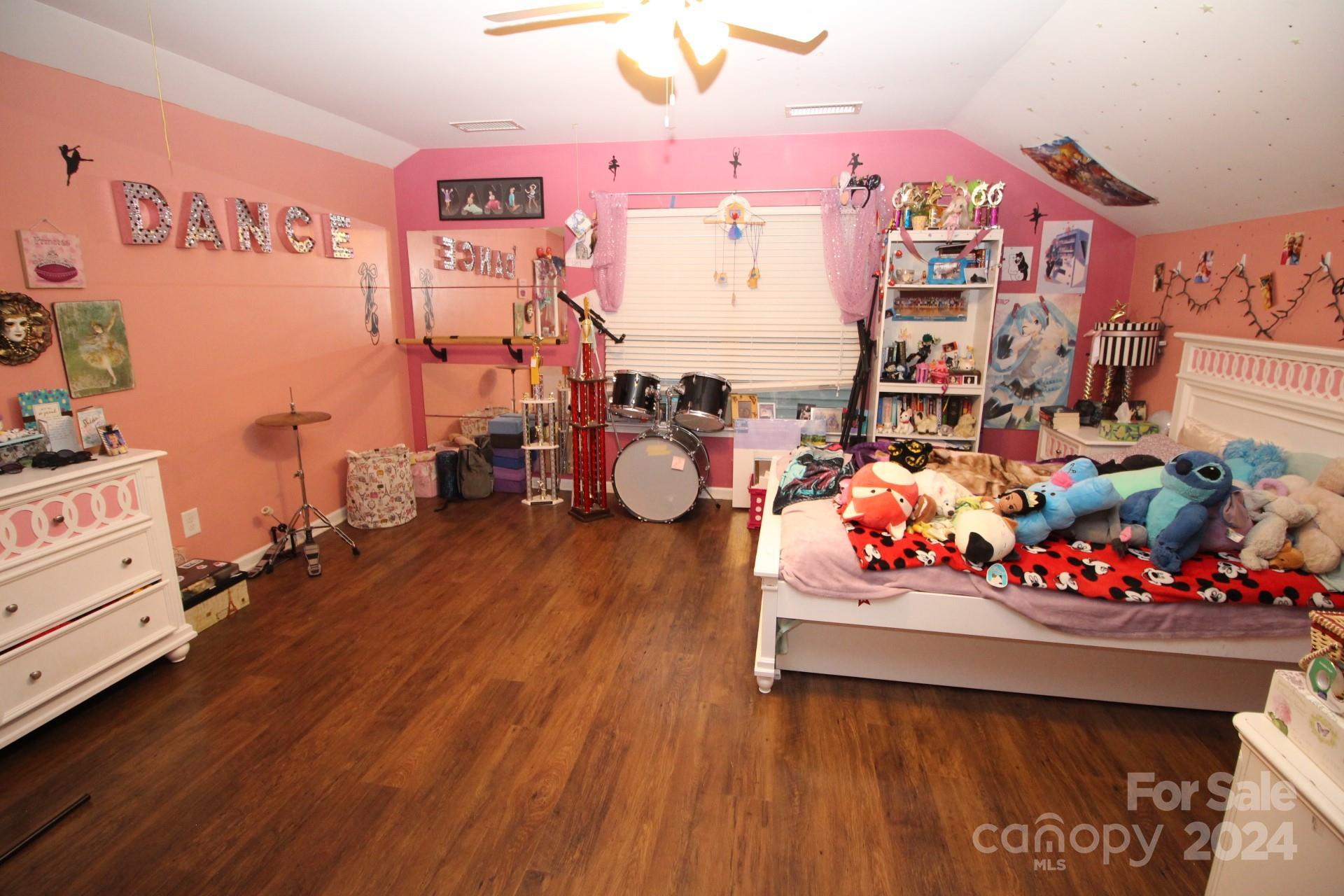 Photo #16