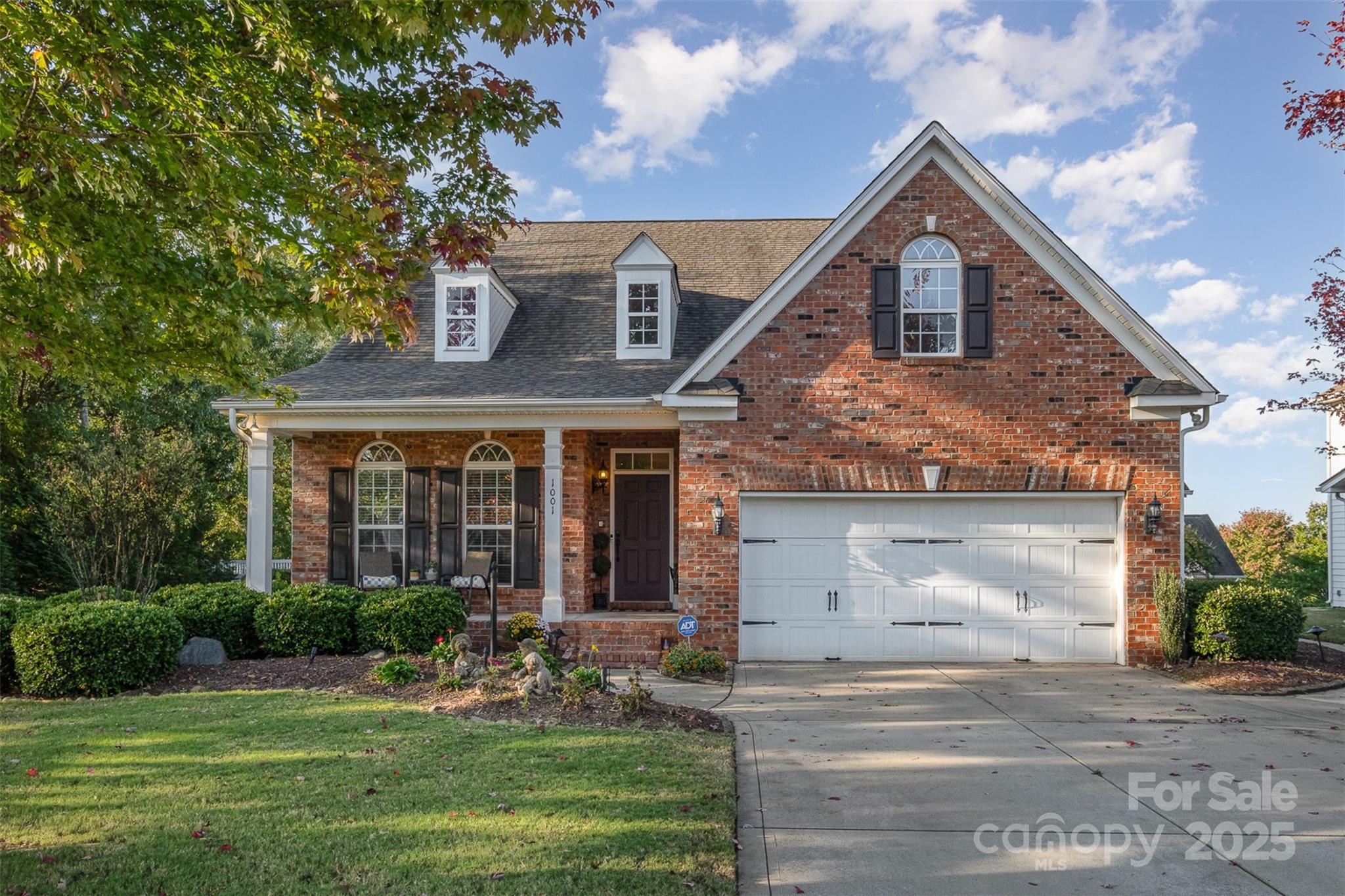 Photo one of 1001 Hatton Ter Fort Mill SC 29707 | MLS 4192022