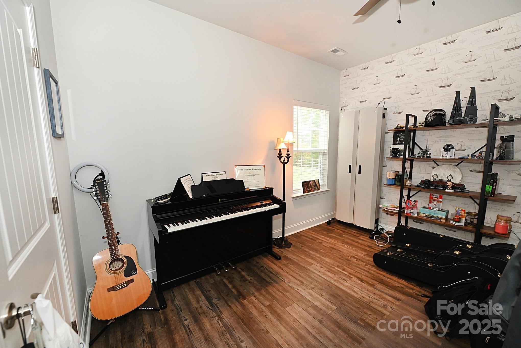 Photo #37