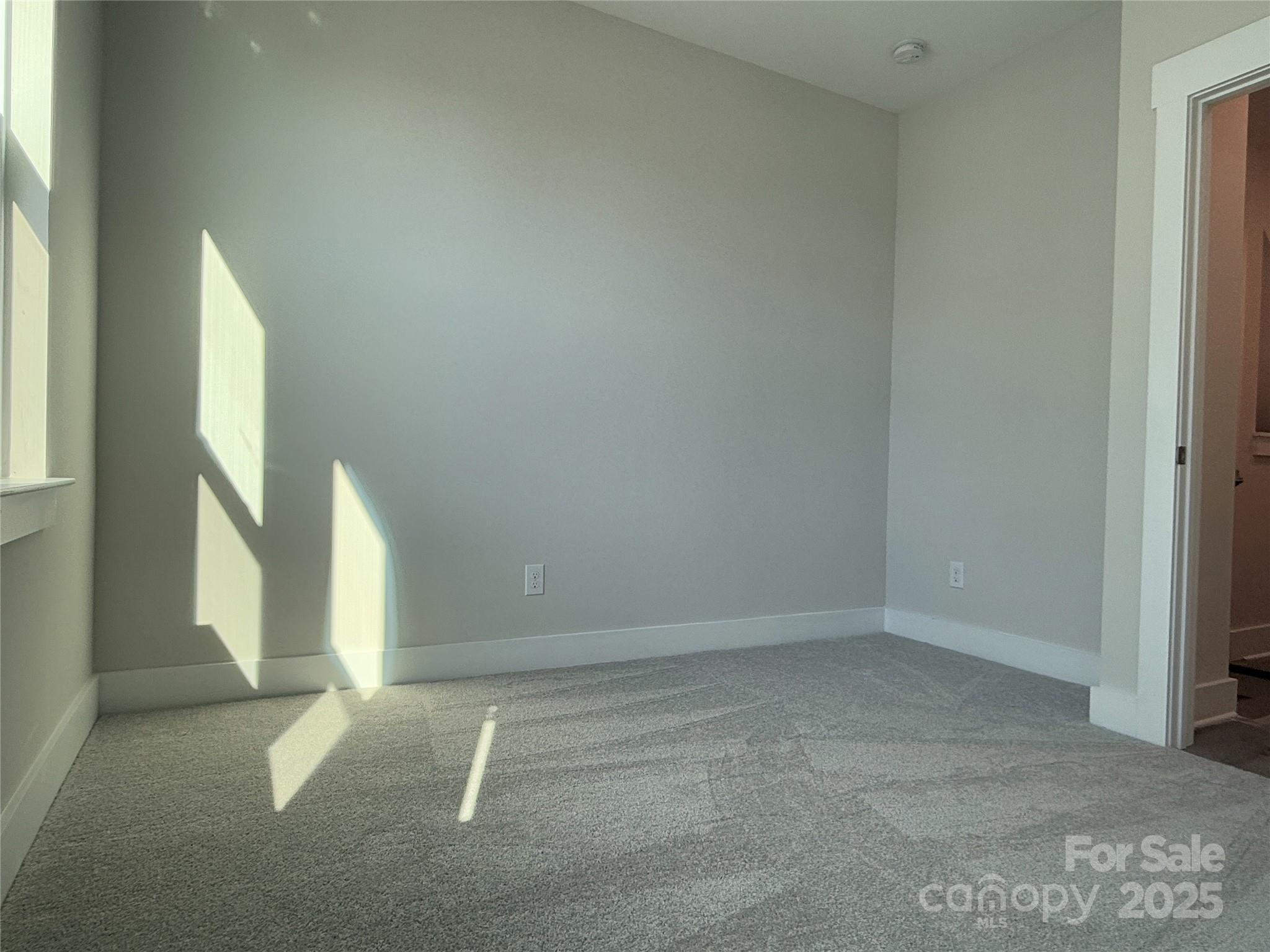 Photo #27