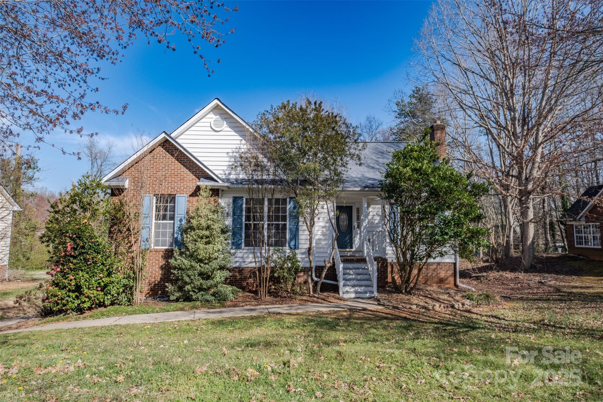 Photo one of 117 Eagle Ct Mooresville NC 28117 | MLS 4197818