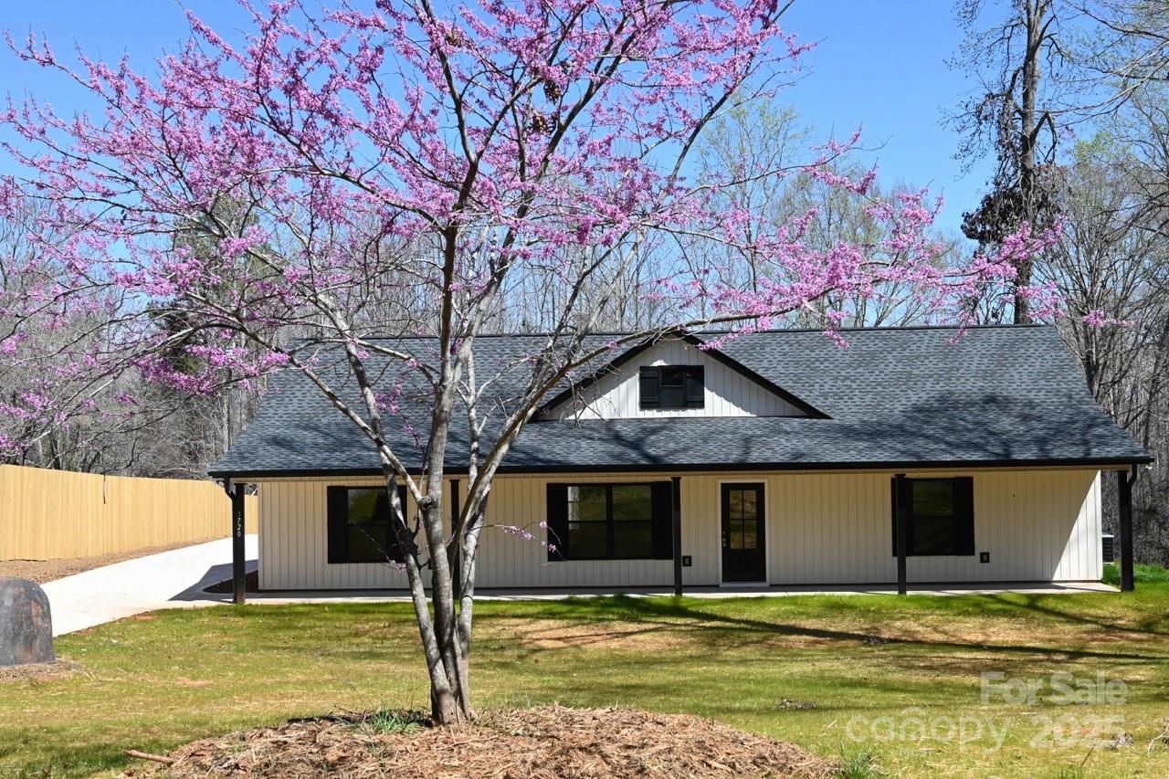 Photo one of 3720 Turner Rd Clover SC 29710 | MLS 4210284