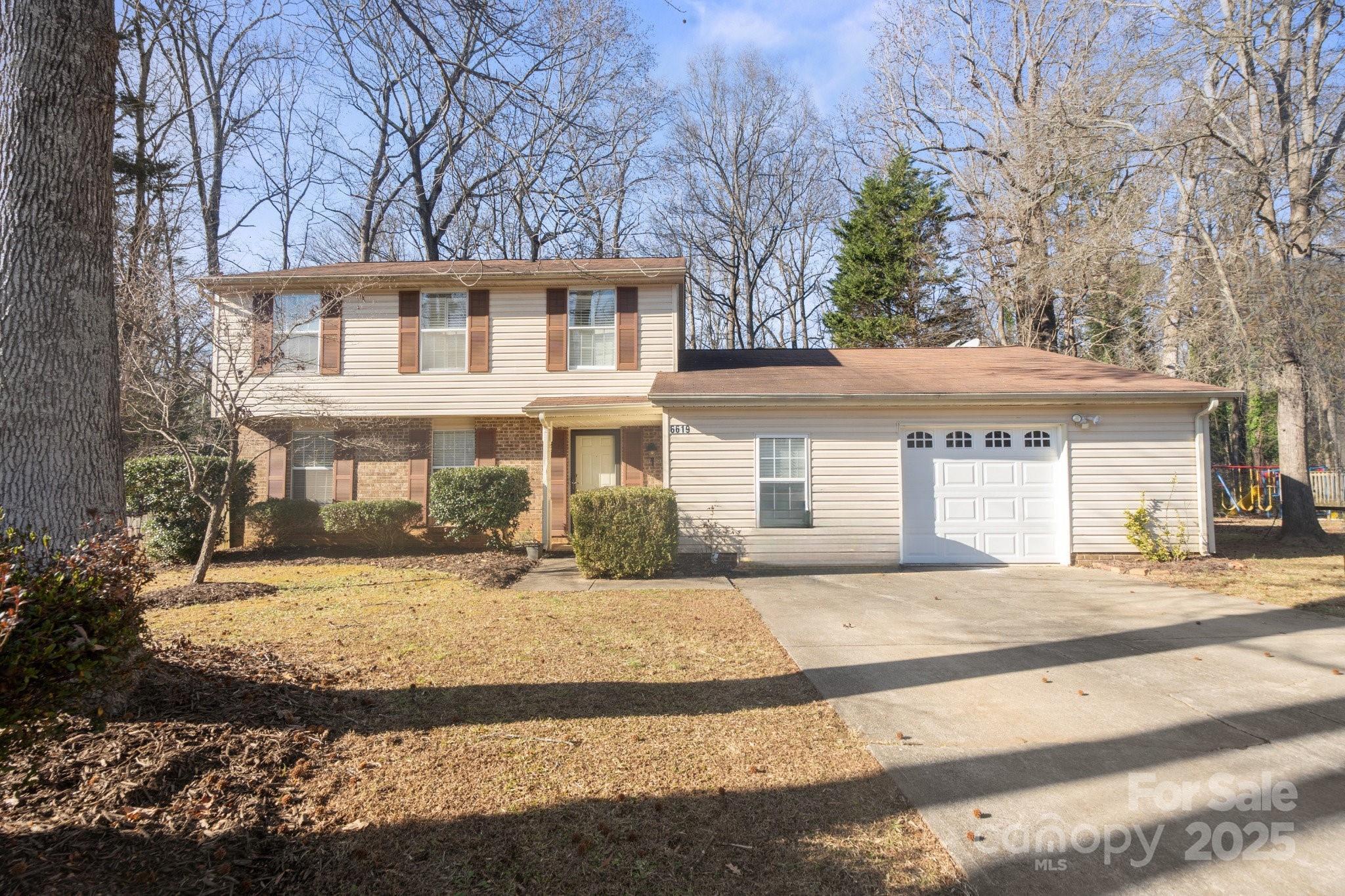 Photo one of 6619 Wagon Oak Rd Charlotte NC 28212 | MLS 4210730