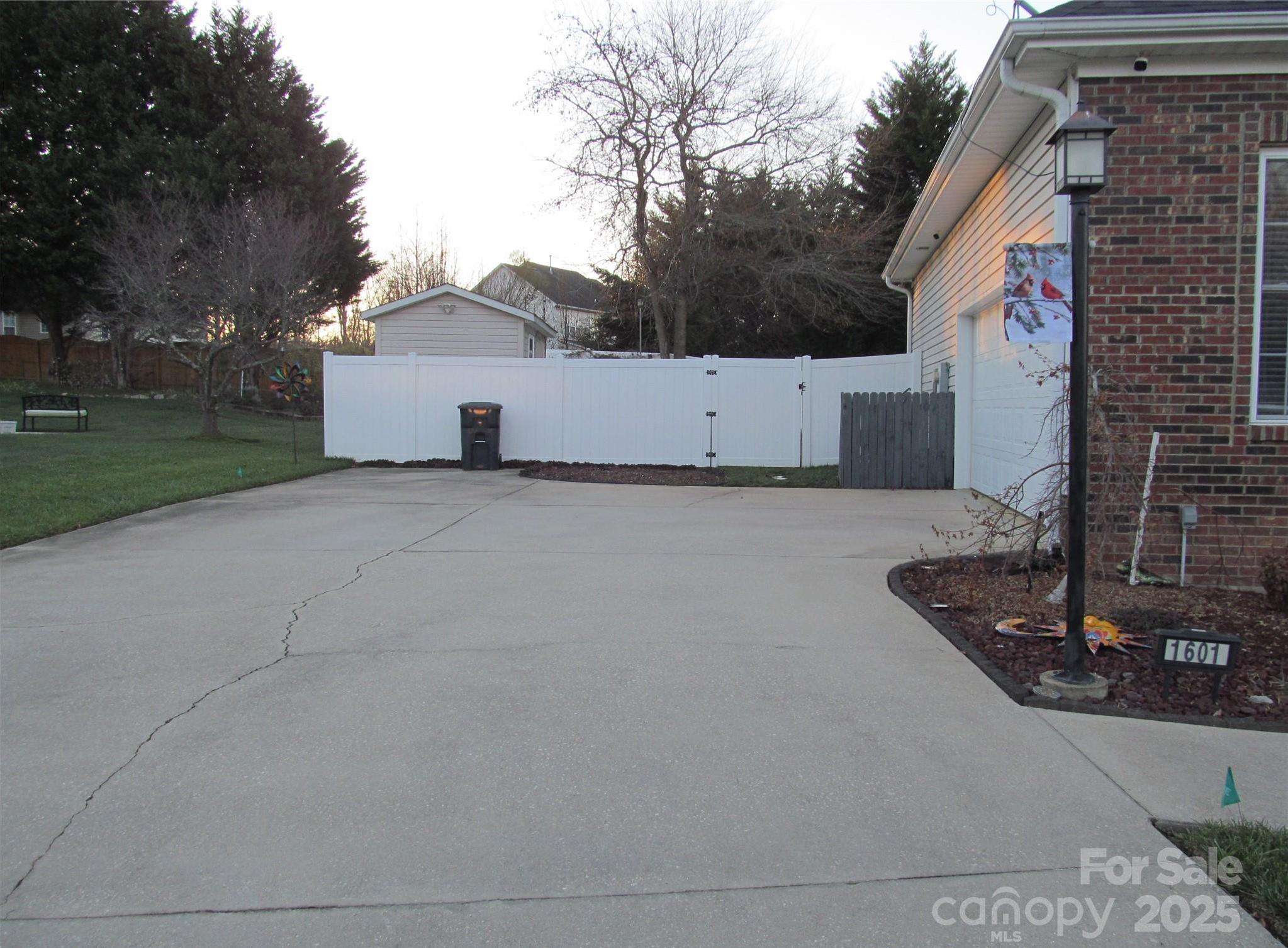 Photo #31