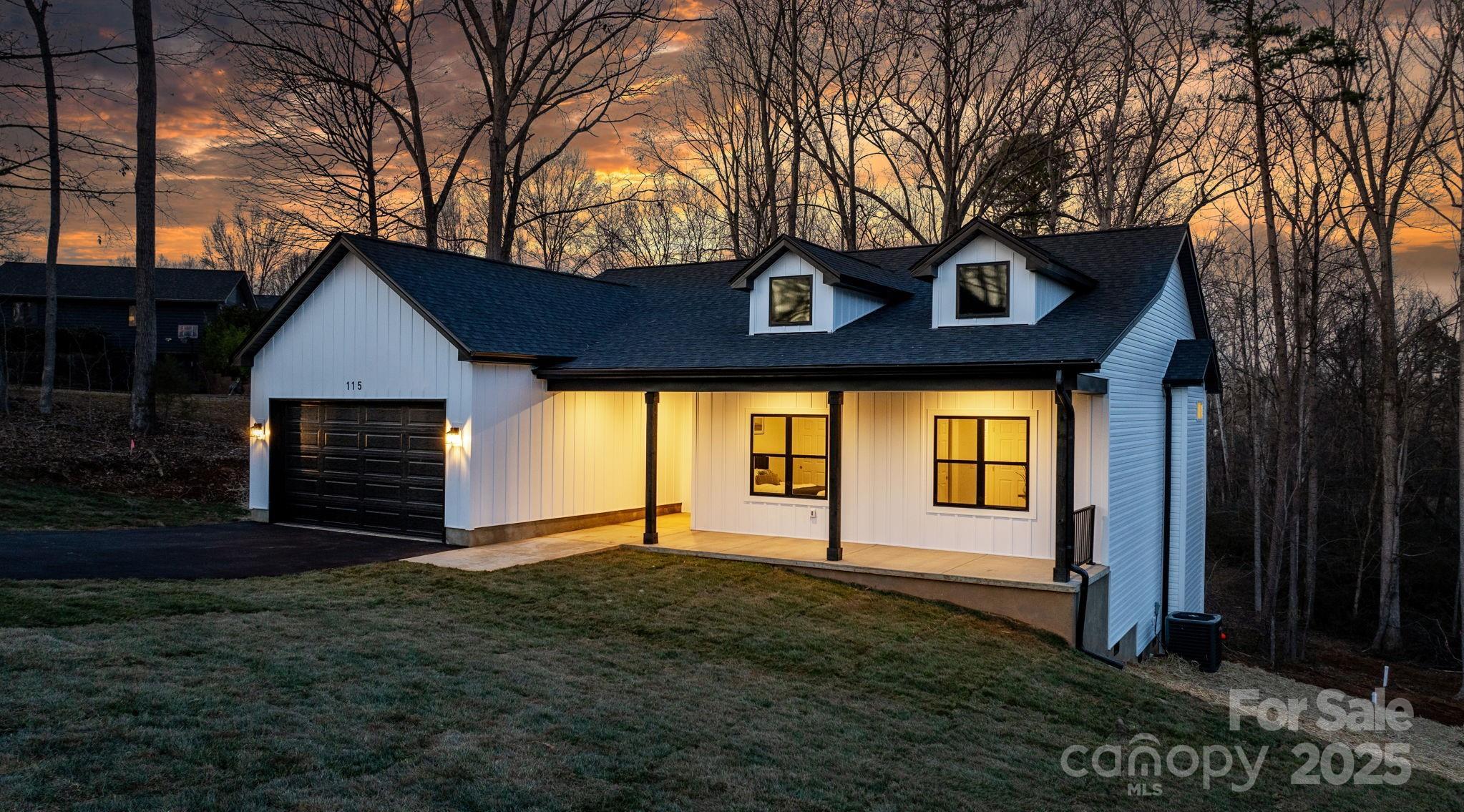 Photo one of 115 Brentwood Dr Maiden NC 28650 | MLS 4212842