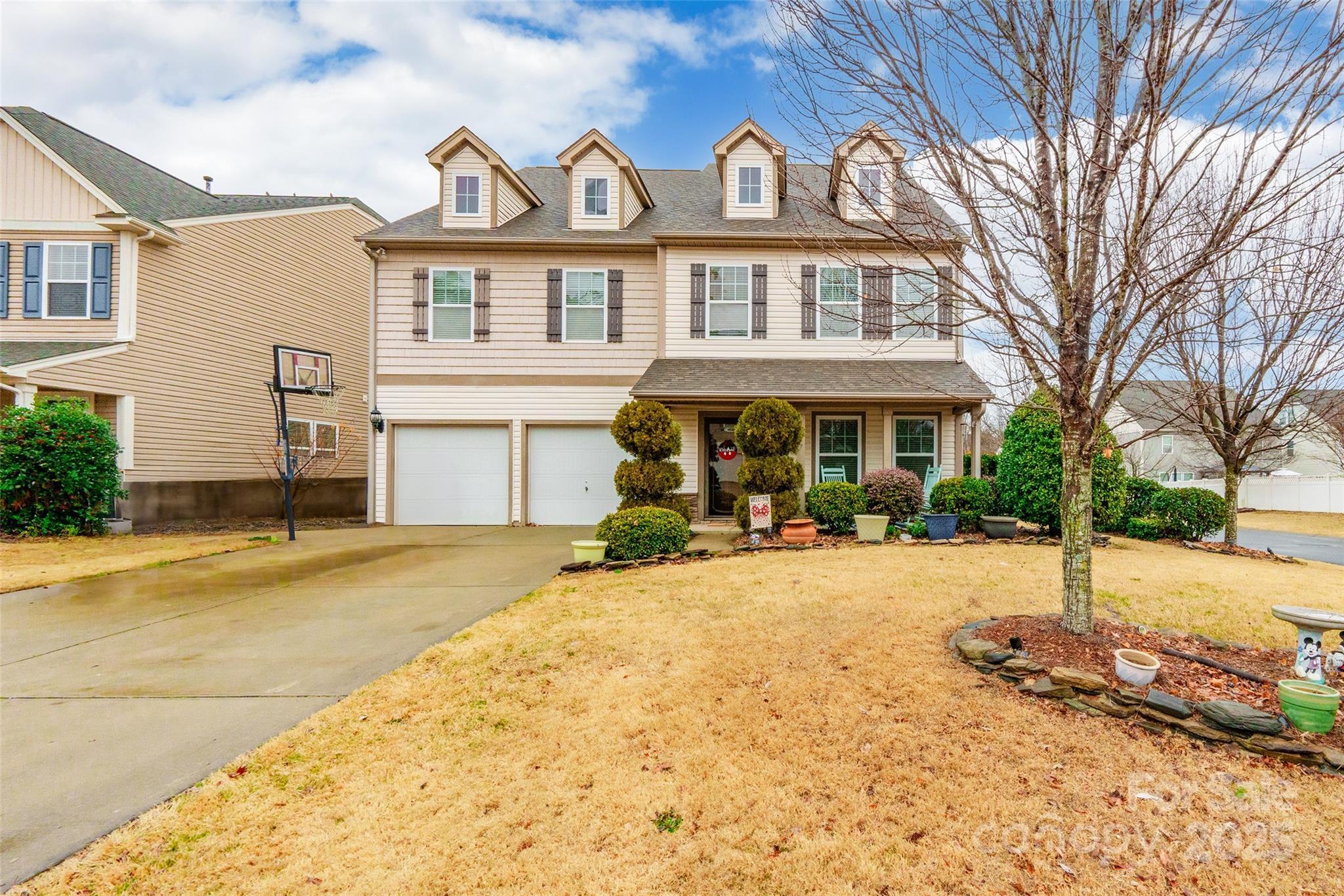 Photo one of 1147 Wagner Ave Fort Mill SC 29715 | MLS 4214036