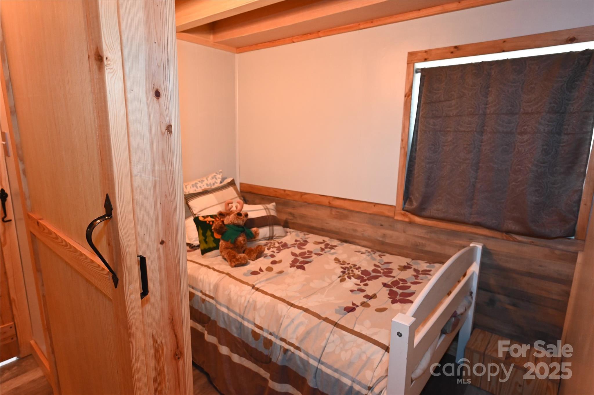 Photo #35