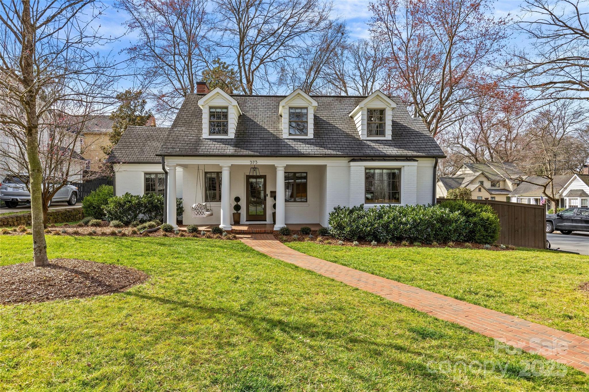 Photo one of 373 Hillside Ave Charlotte NC 28209 | MLS 4216305