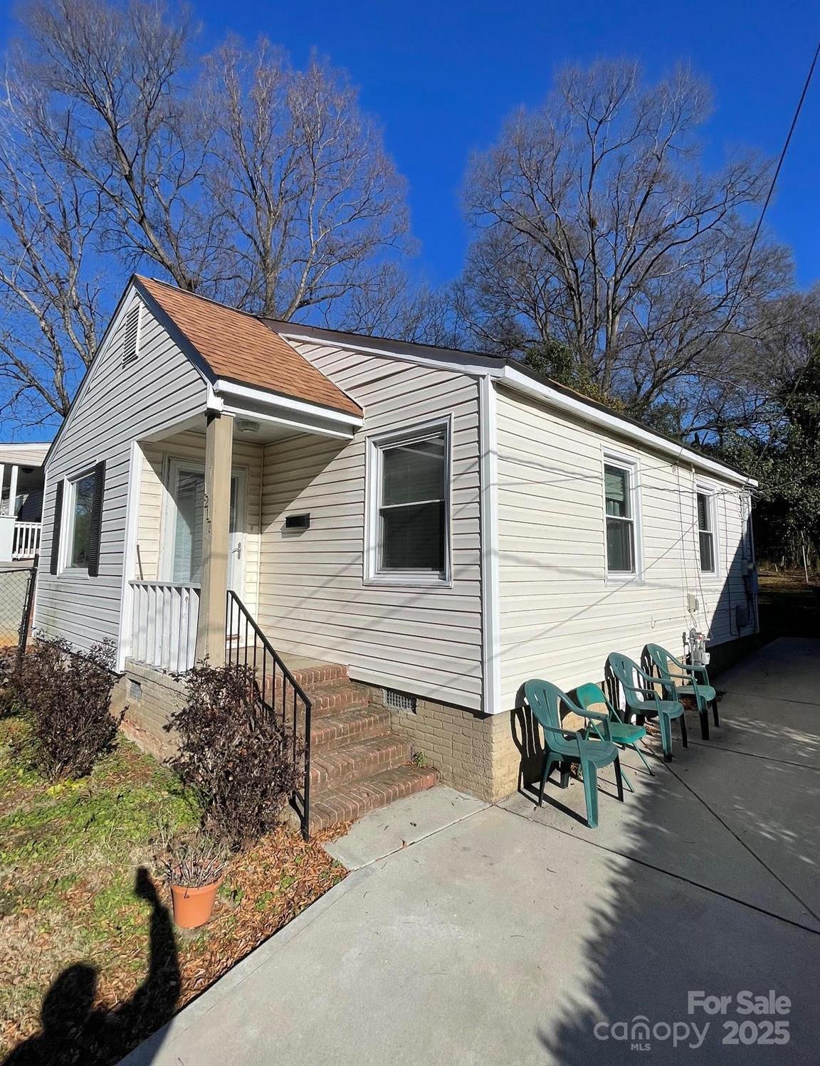 Photo one of 1217 Spruce St Charlotte NC 28203 | MLS 4217114