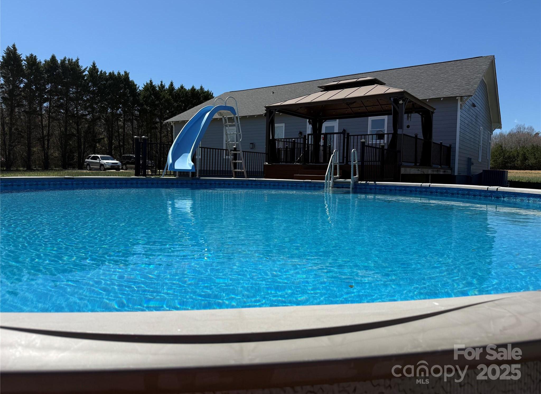 Photo #47