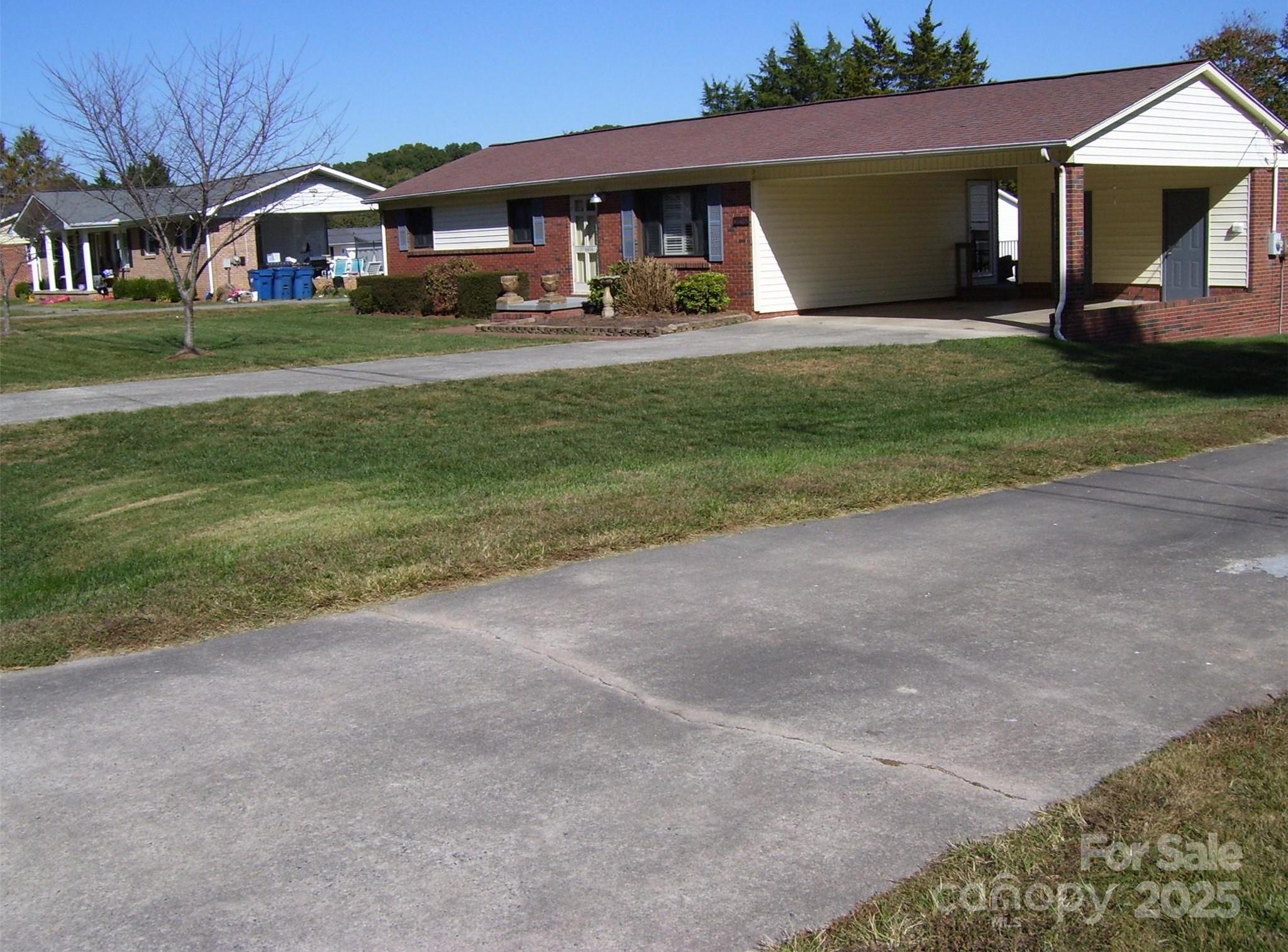 Photo #2