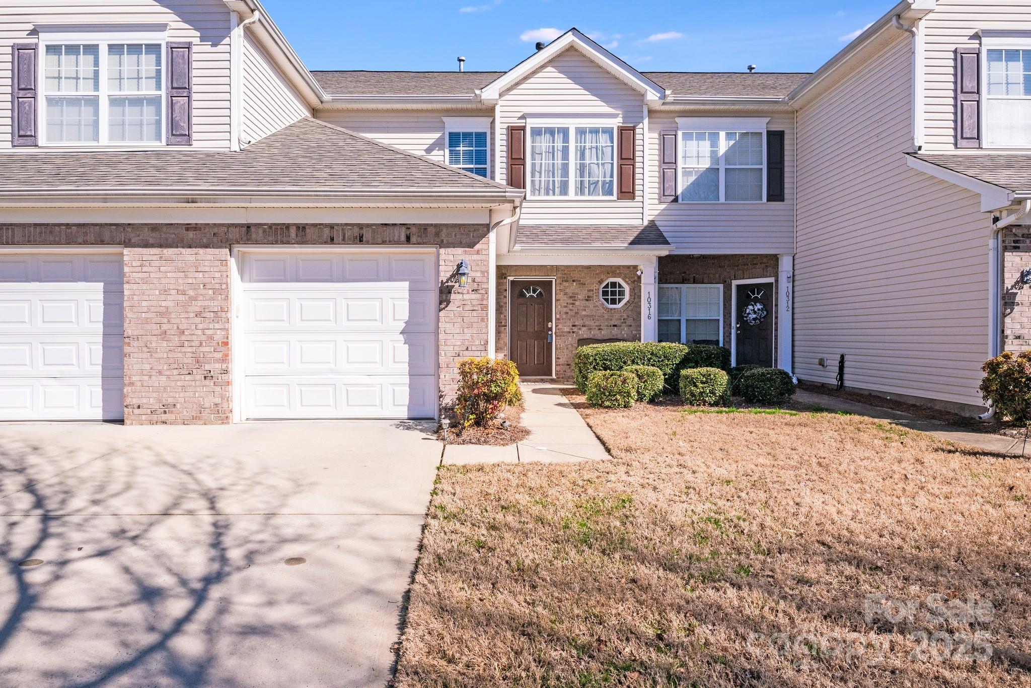 Photo one of 10316 Stineway Ct Pineville NC 28134 | MLS 4224915