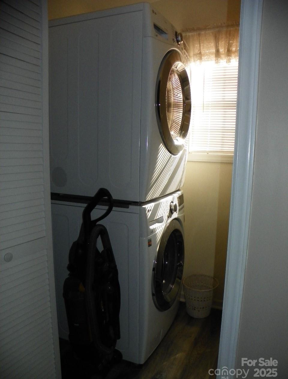 Photo #12