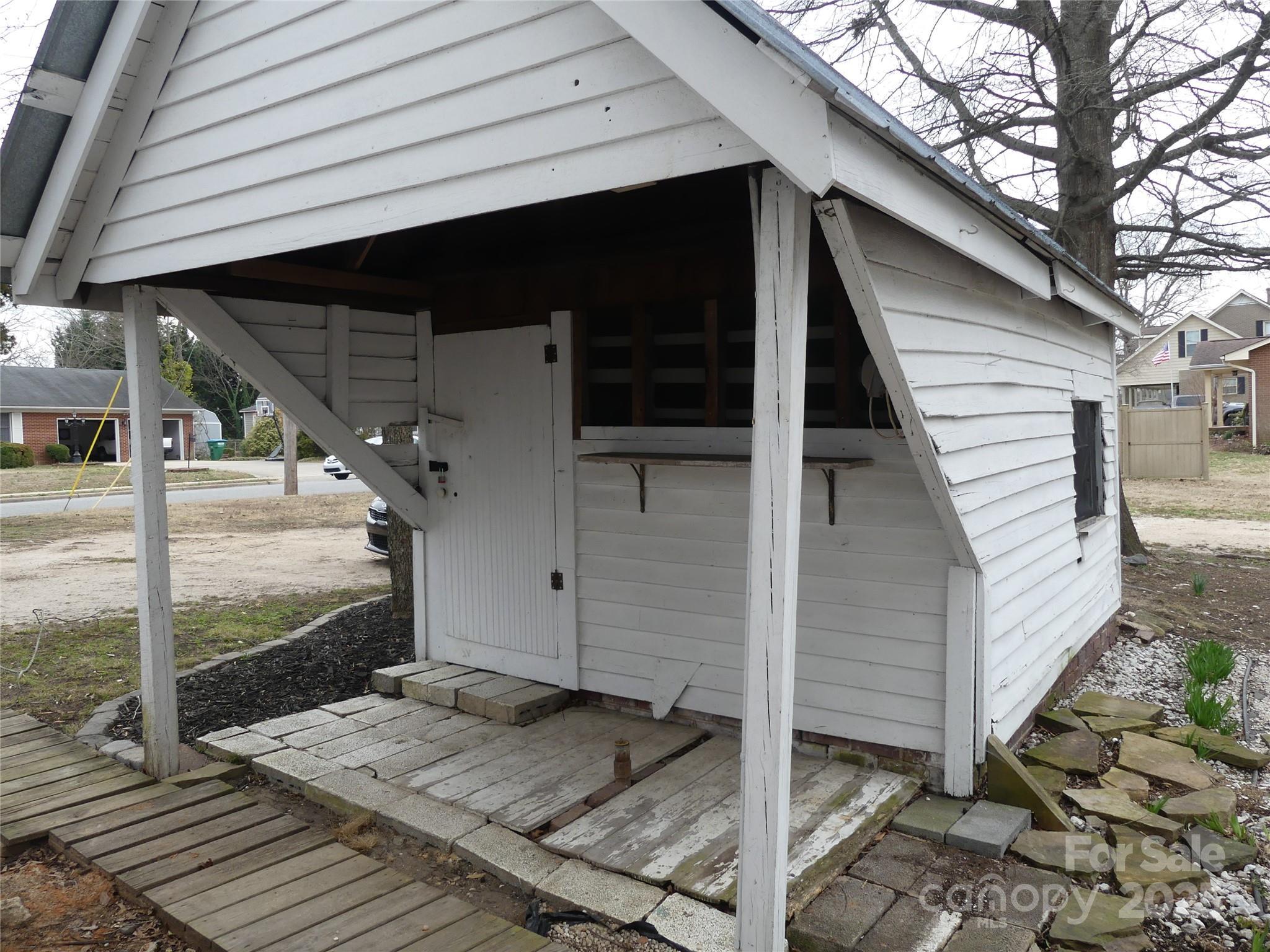 Photo #32