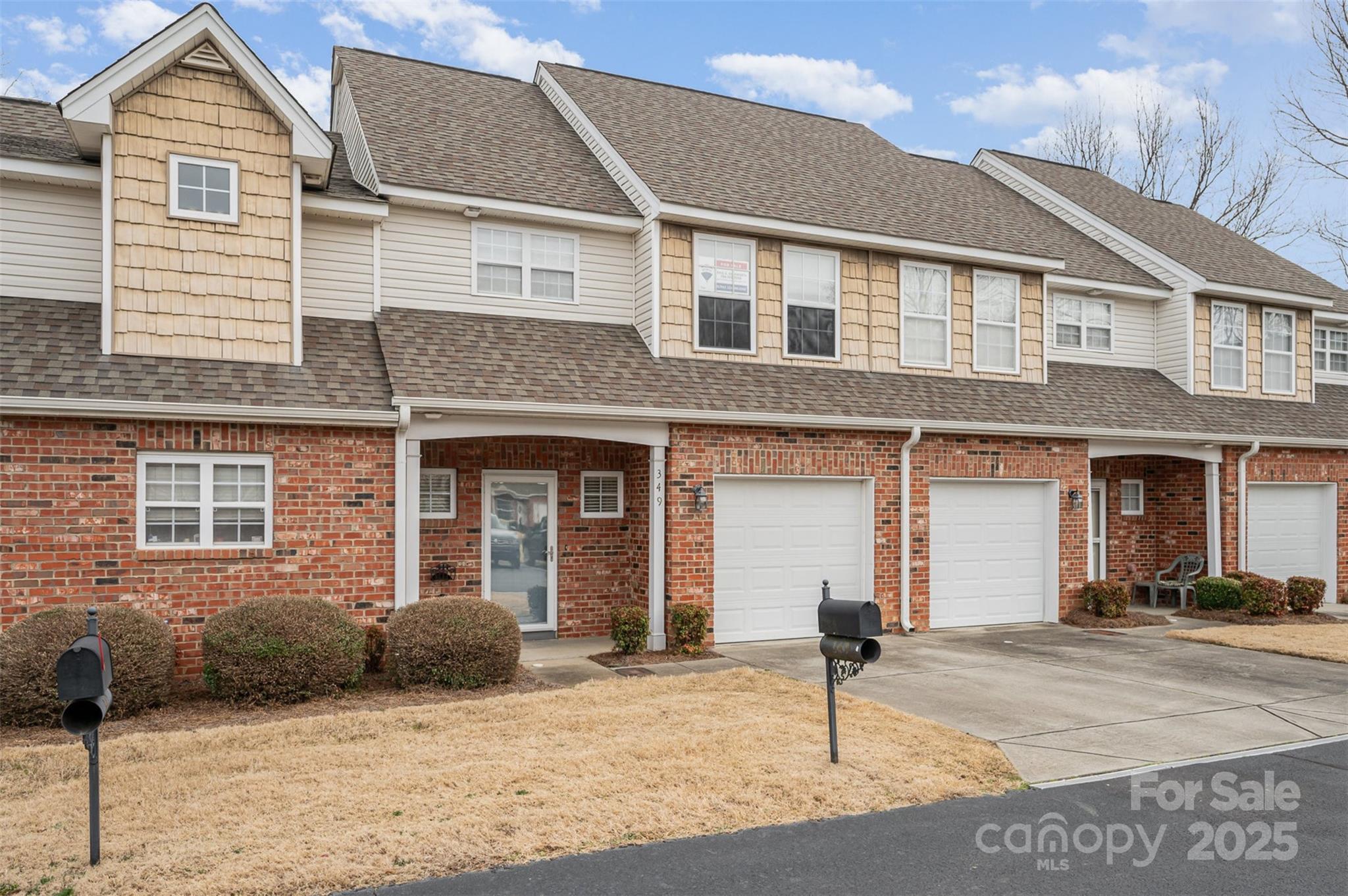 Photo one of 349 Valley Brook Se Ln Concord NC 28025 | MLS 4227188