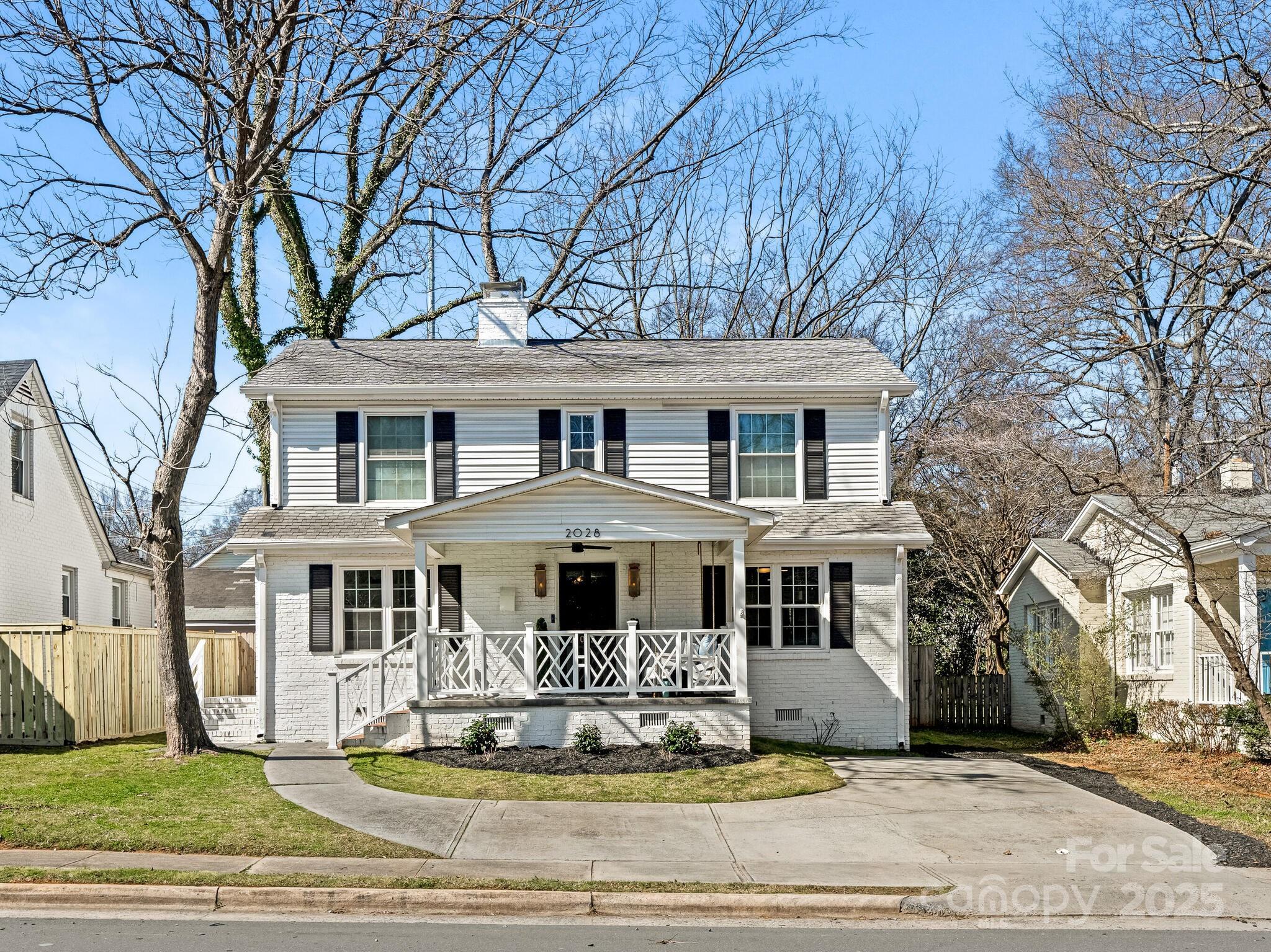 Photo one of 2028 Scott Ave Charlotte NC 28203 | MLS 4227669
