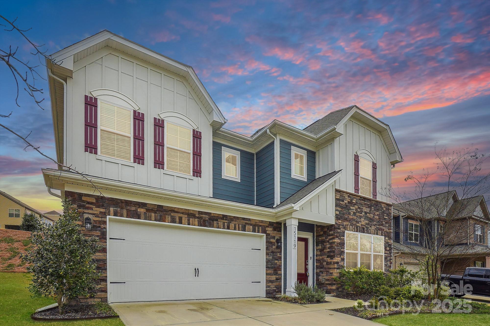 Photo one of 15119 Oleander Dr Charlotte NC 28278 | MLS 4227736