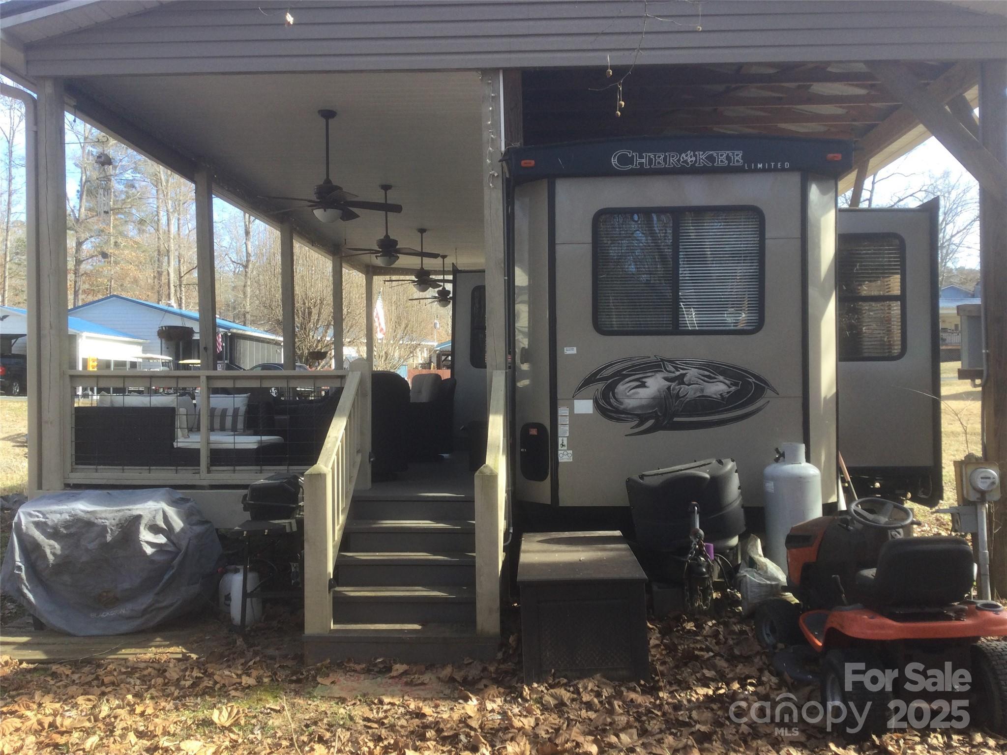 Photo #32