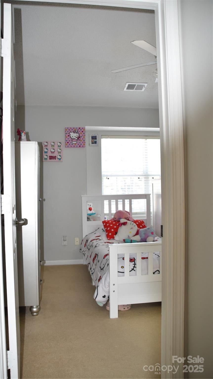 Photo #32