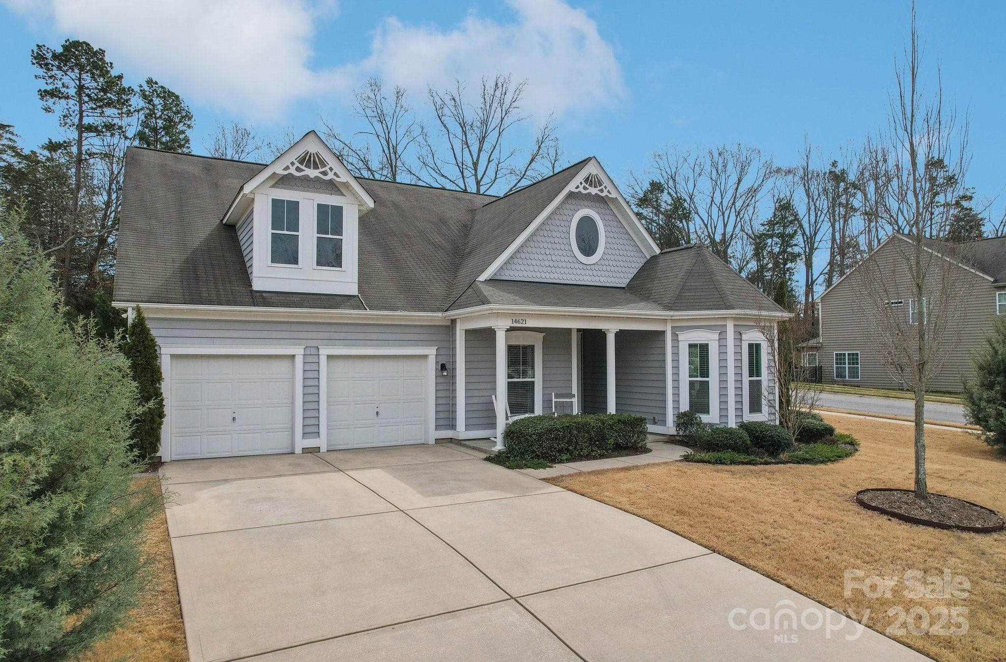 Photo one of 14621 Brannock Hills Dr Charlotte NC 28278 | MLS 4230729