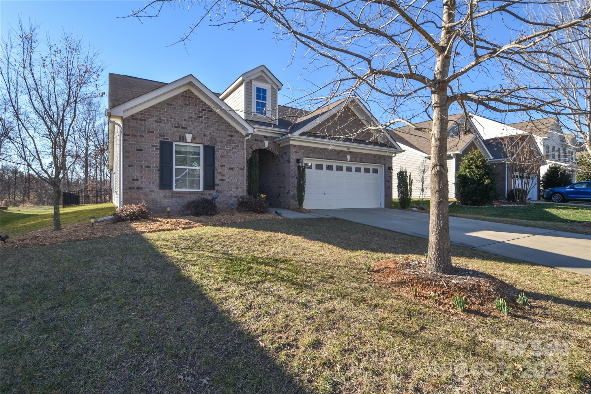 Photo one of 116 Paradise Hills Cir Mooresville NC 28115 | MLS 4230871