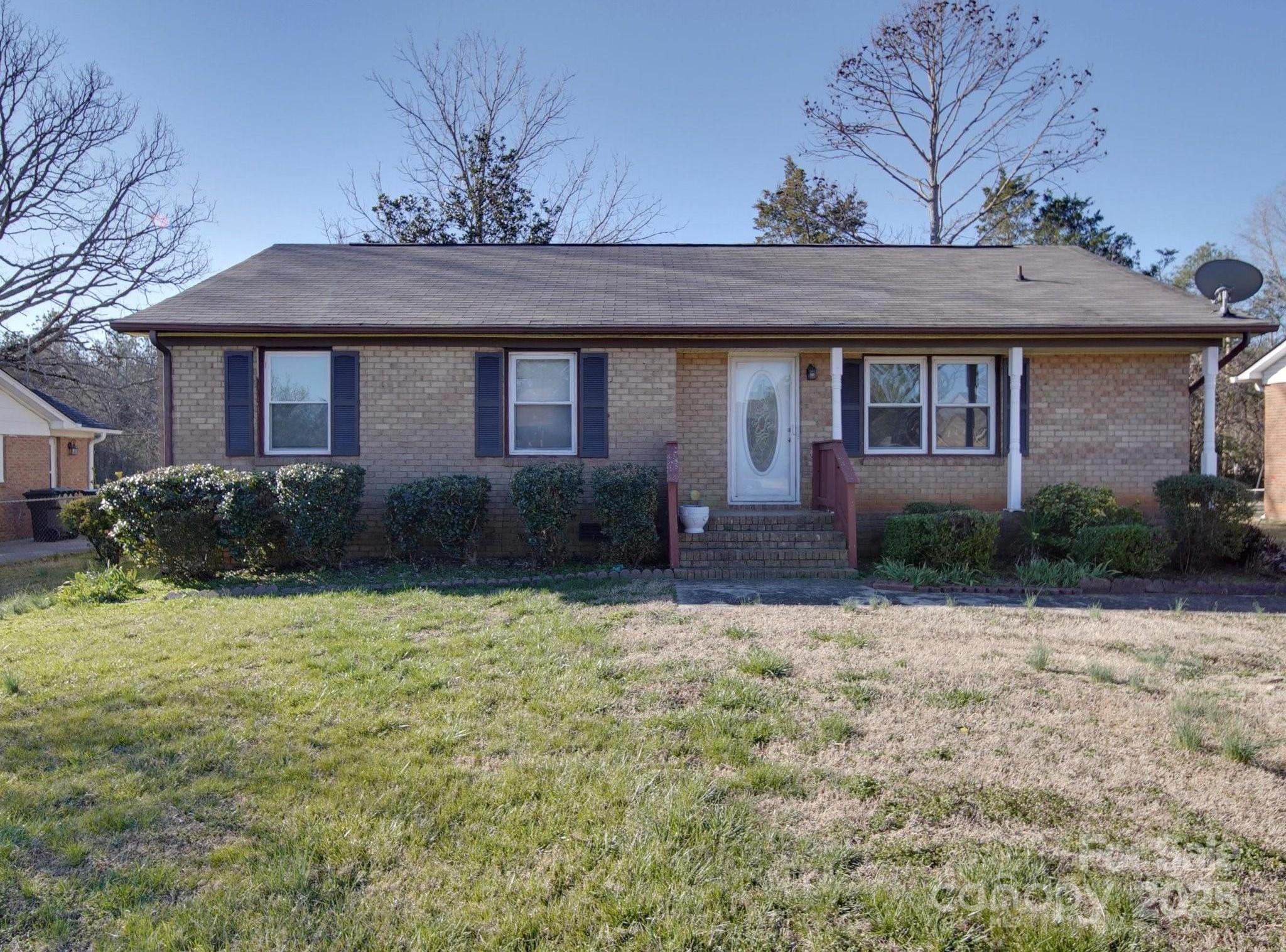 Photo one of 1120 Glenarden Dr Rock Hill SC 29730 | MLS 4230956