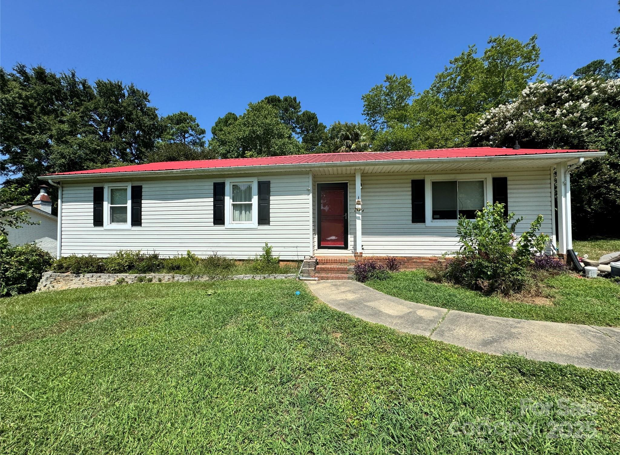 Photo one of 2027 Downey St Rock Hill SC 29732 | MLS 4230995