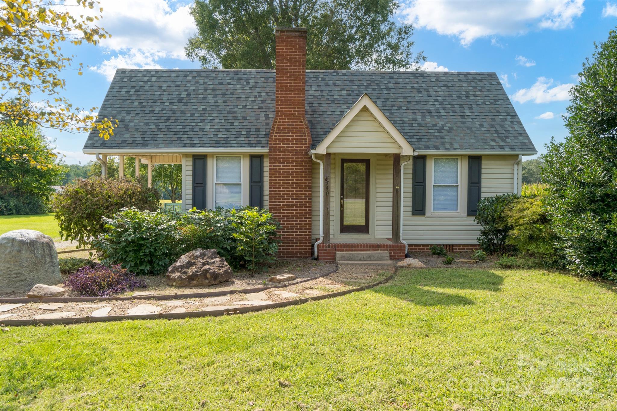 Photo one of 7740 Us 52 Hwy Salisbury NC 28146 | MLS 4230903