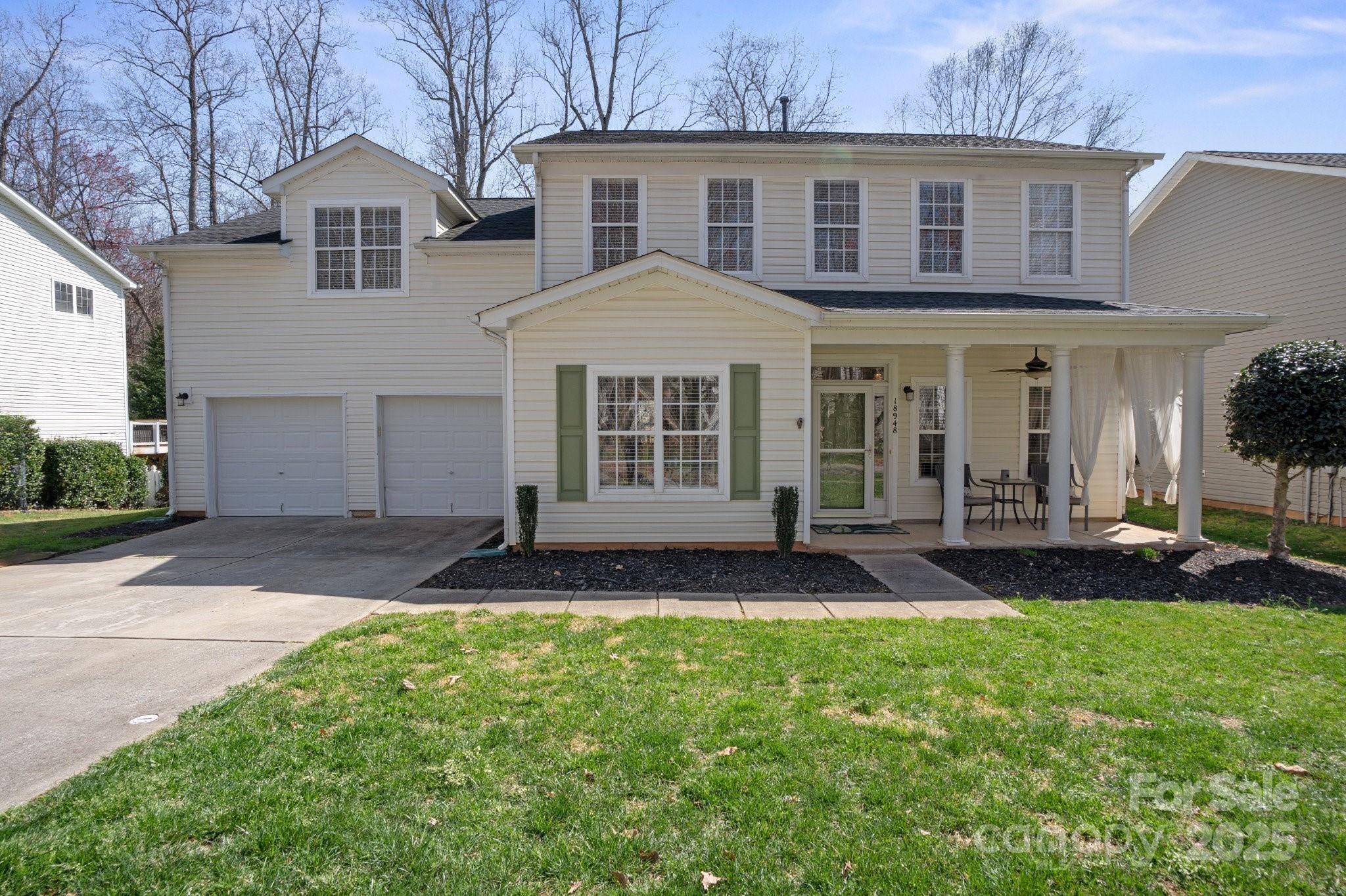 Photo one of 18948 Kanawha Dr Cornelius NC 28031 | MLS 4231093