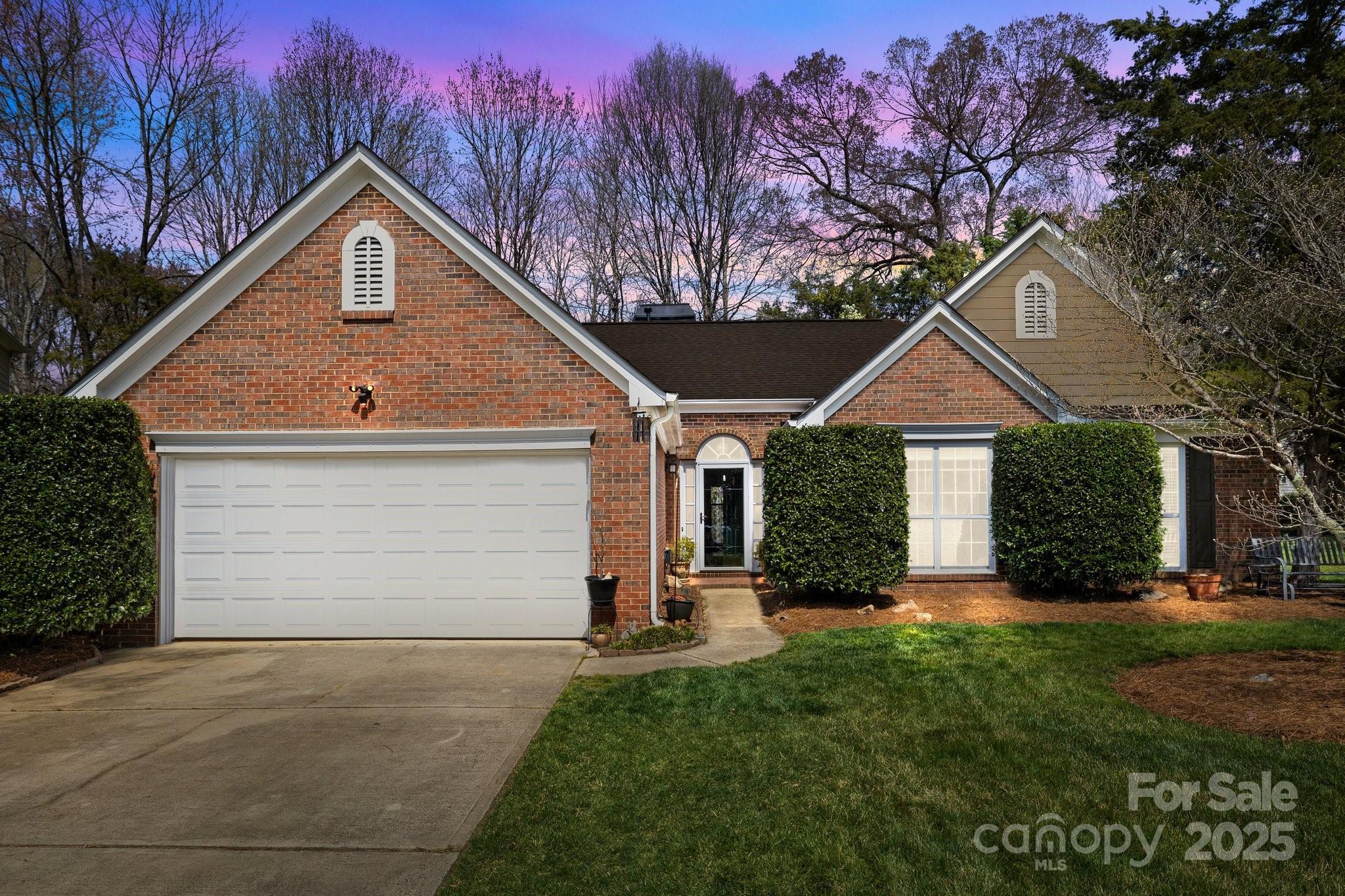 Photo one of 11542 Laurel View Dr Charlotte NC 28273 | MLS 4231103