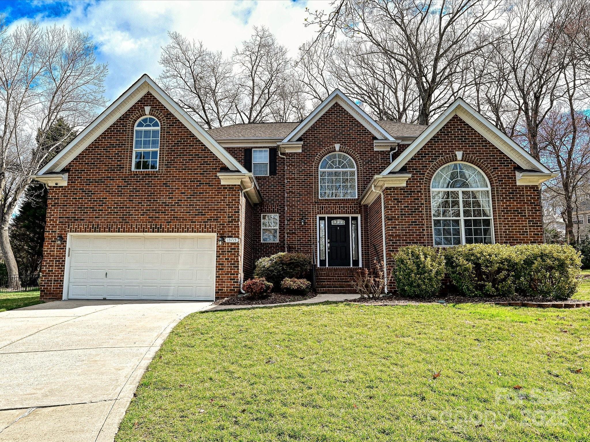 Photo one of 15715 Holyhead Ln Huntersville NC 28078 | MLS 4231258