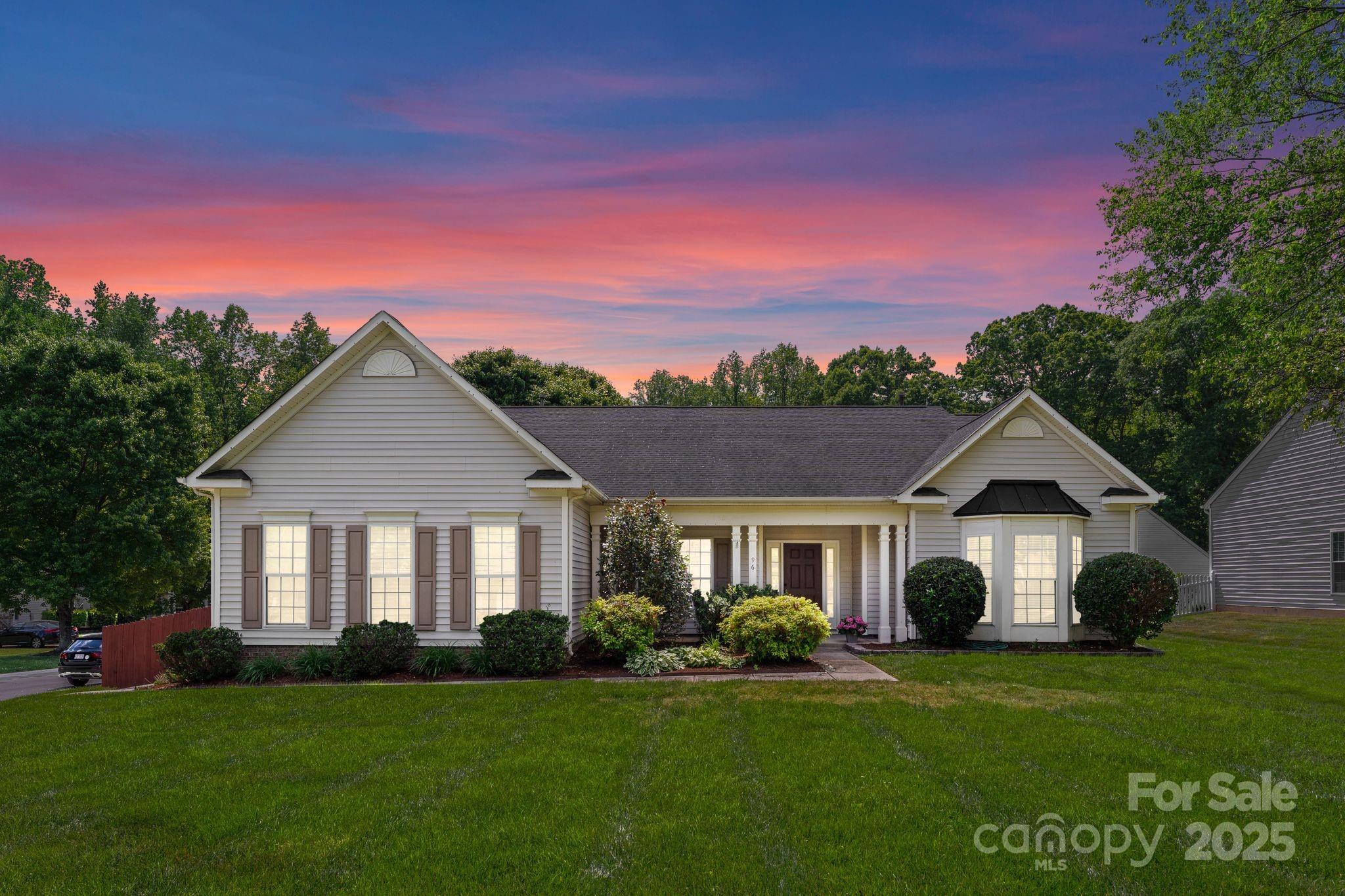 Photo one of 196 Gabriel Dr Mooresville NC 28115 | MLS 4231329