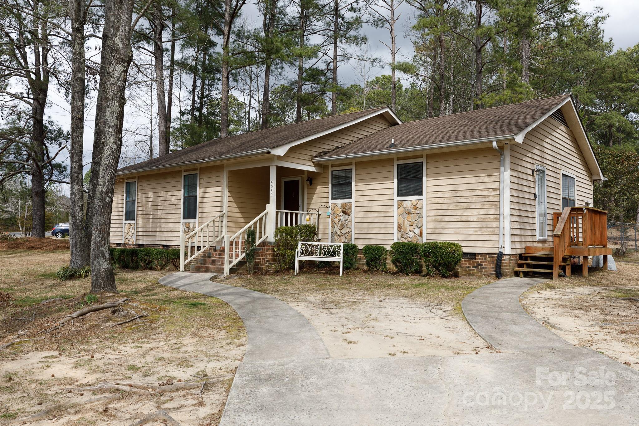 Photo one of 5060 Post Oak Ln Rock Hill SC 29732 | MLS 4231438