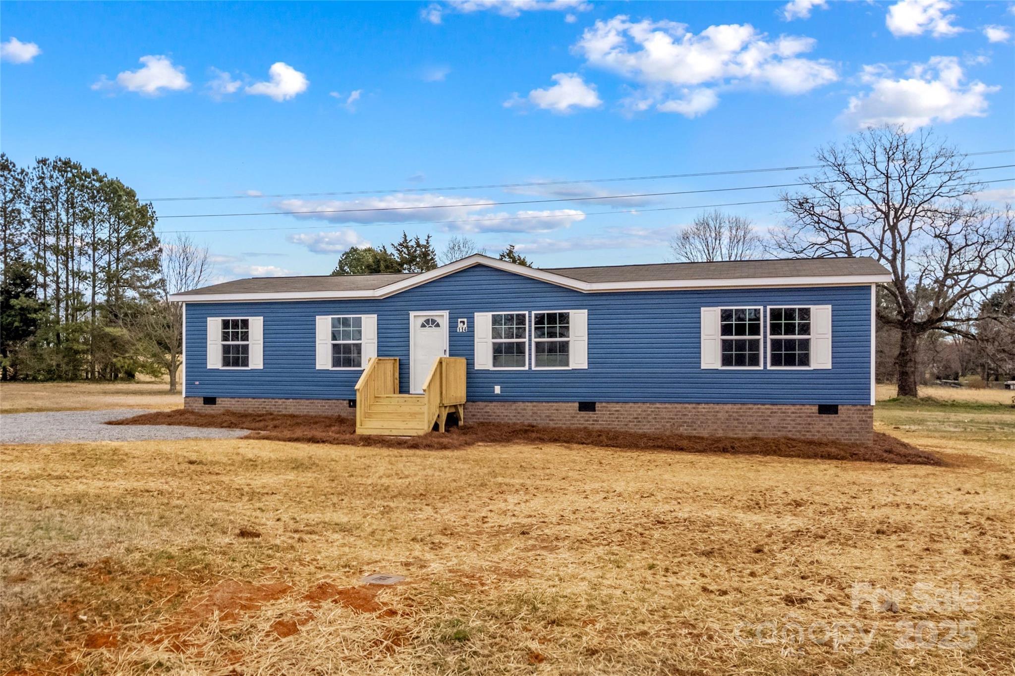 Photo one of 114 Hallmark Estates Dr Statesville NC 28625 | MLS 4231682