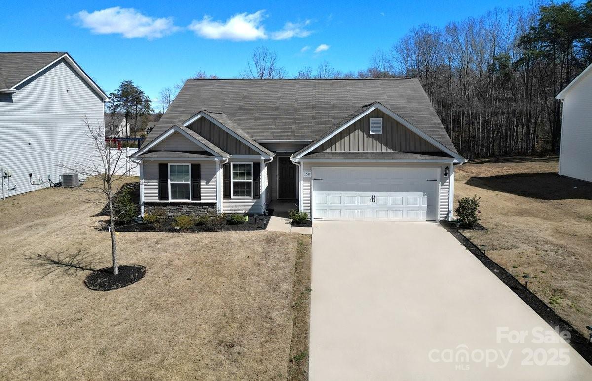 Photo one of 358 Caffee Dr Kings Mountain NC 28086 | MLS 4231690