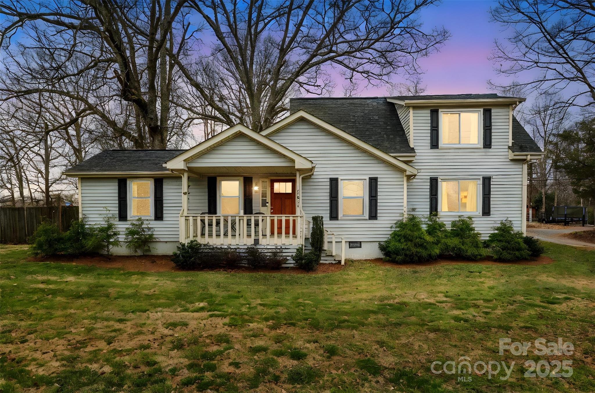 Photo one of 1611 Old Hickory Grove Rd Mount Holly NC 28120 | MLS 4231732